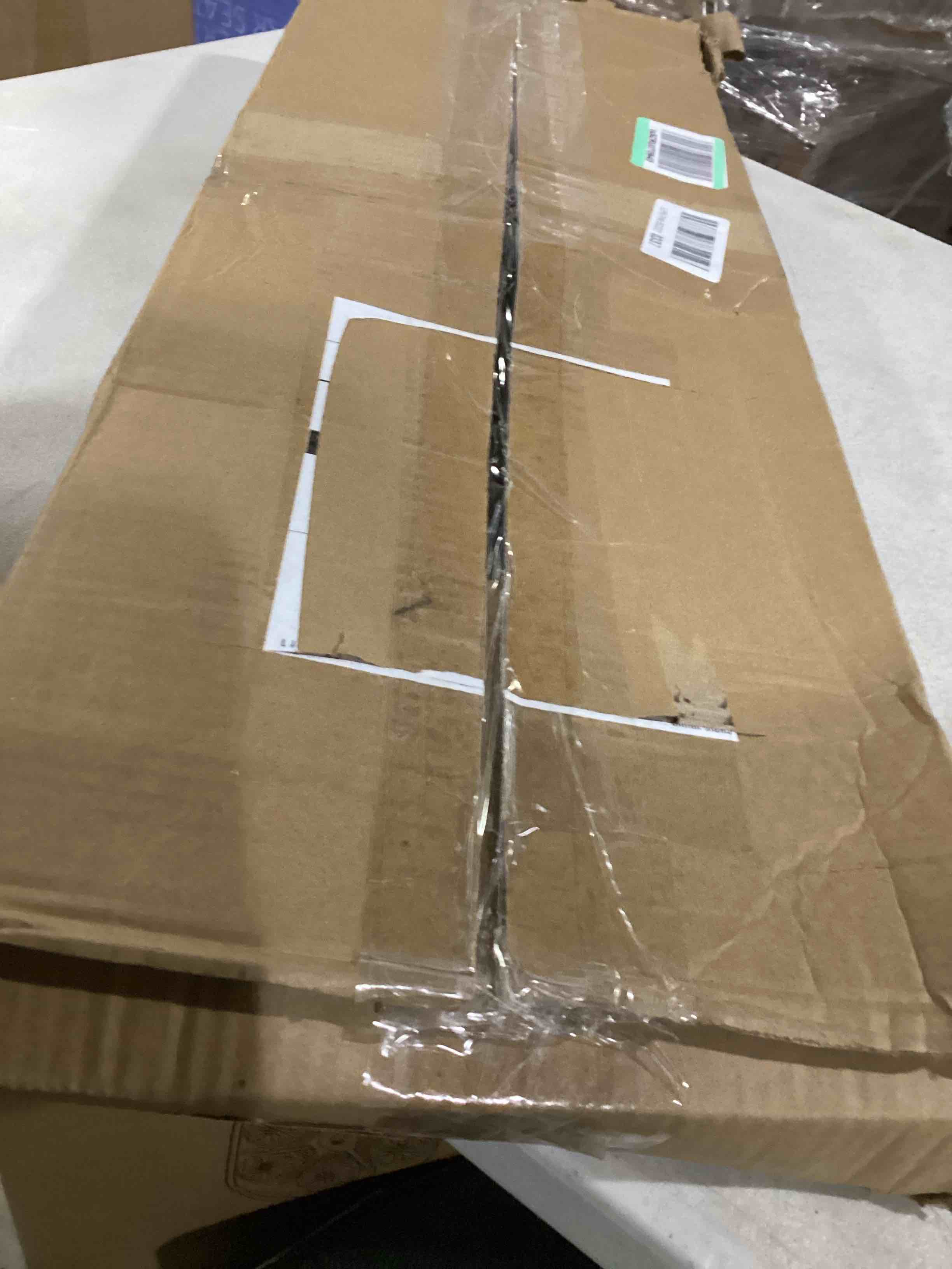 https://s3.amazonaws.com/lotting-images-prod/bidfta/RED5526182_1730137016811.jpeg