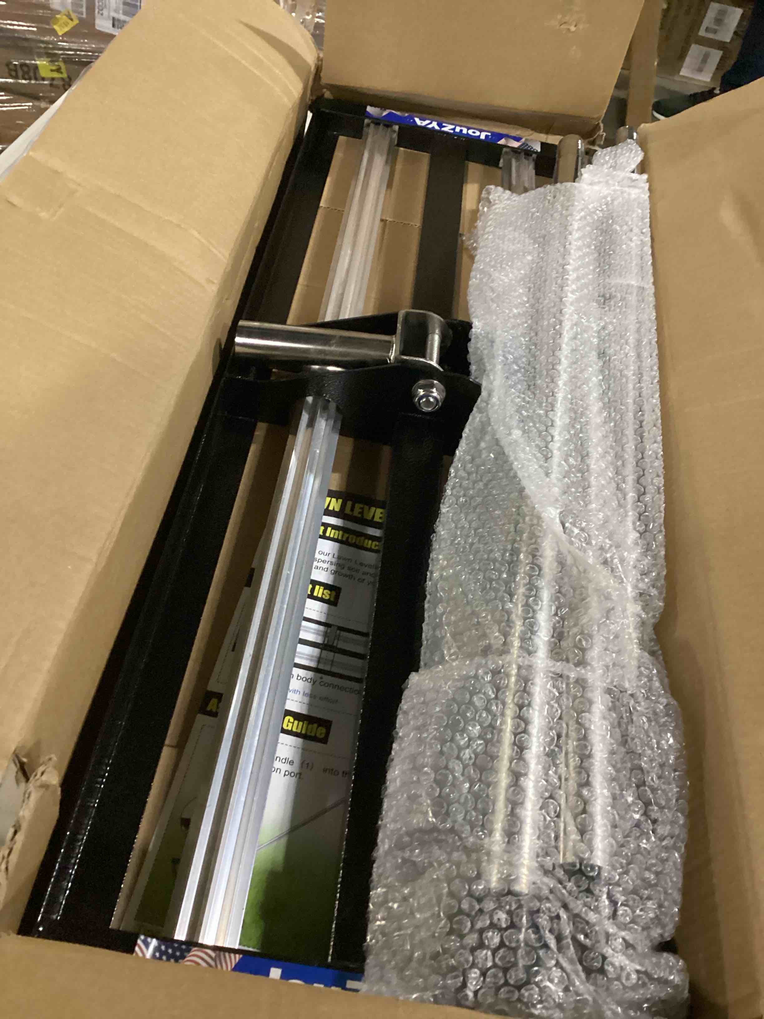 https://s3.amazonaws.com/lotting-images-prod/bidfta/RED5526182_1730137044056.jpeg