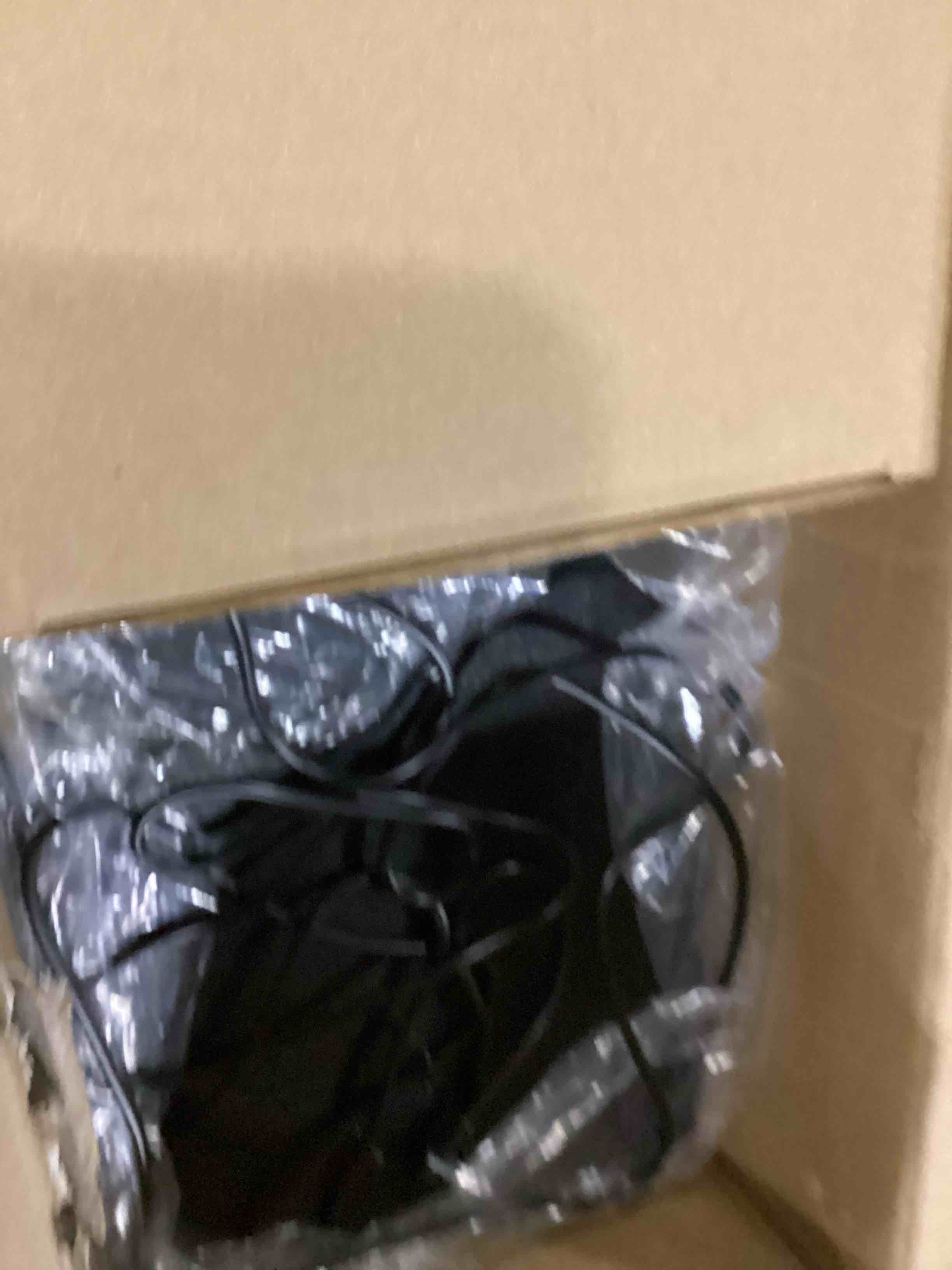 https://s3.amazonaws.com/lotting-images-prod/bidfta/RED5526502_1729090534807.jpeg