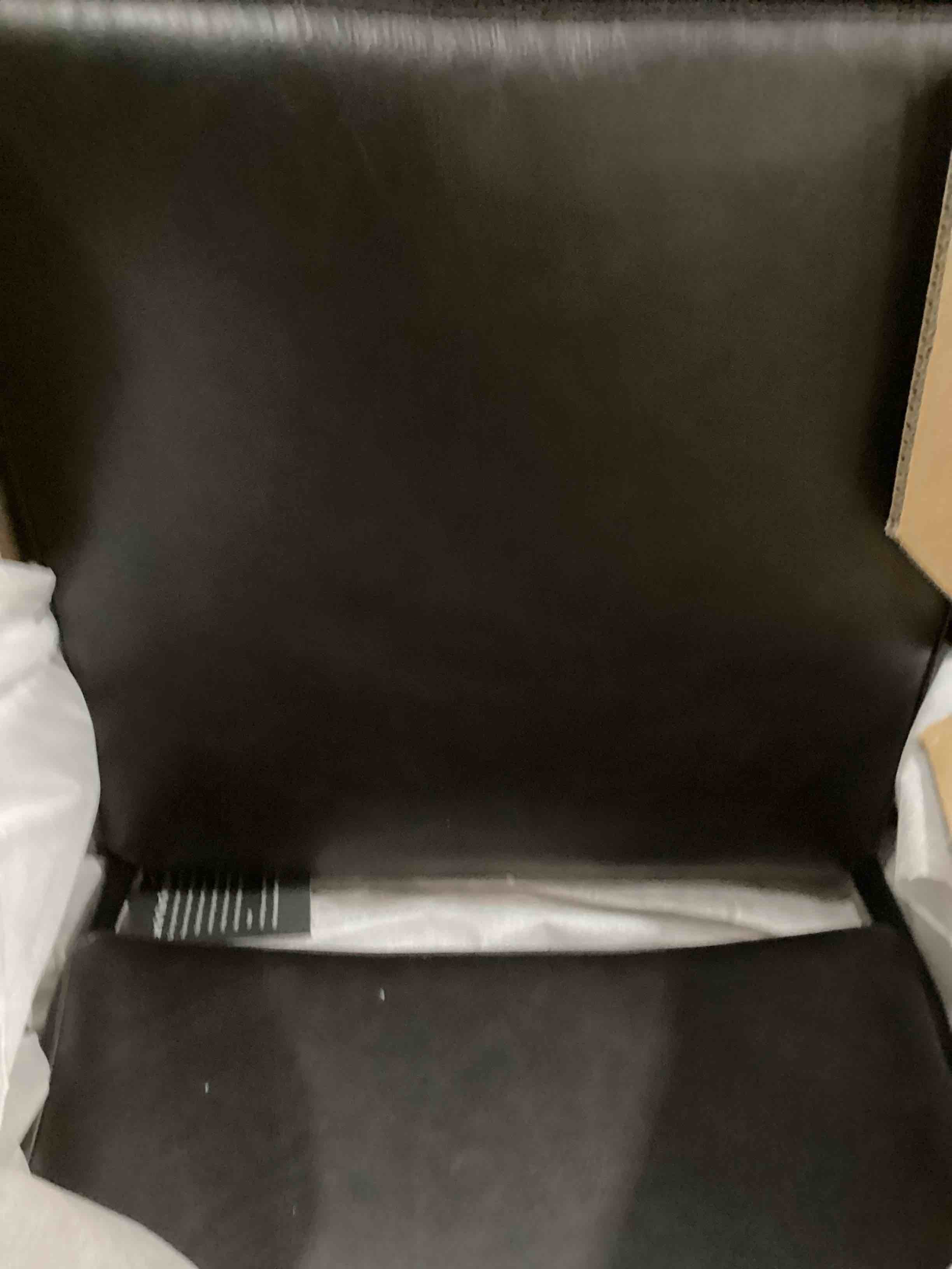 https://s3.amazonaws.com/lotting-images-prod/bidfta/RED5527030_1729522852865.jpeg