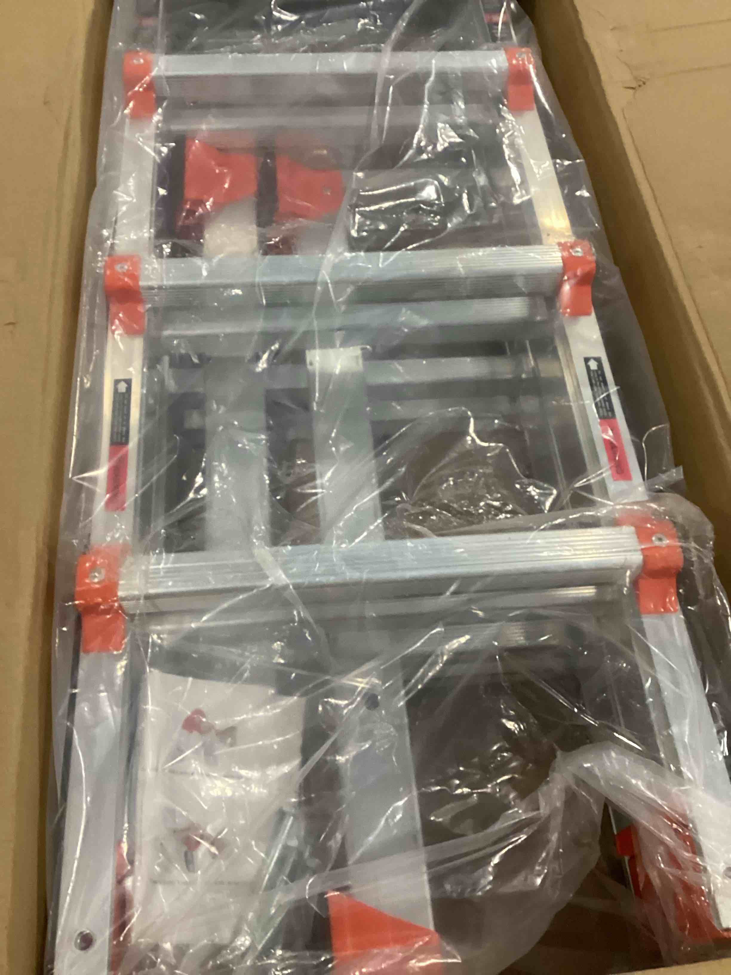 https://s3.amazonaws.com/lotting-images-prod/bidfta/RED5527184_1729684400656.jpeg