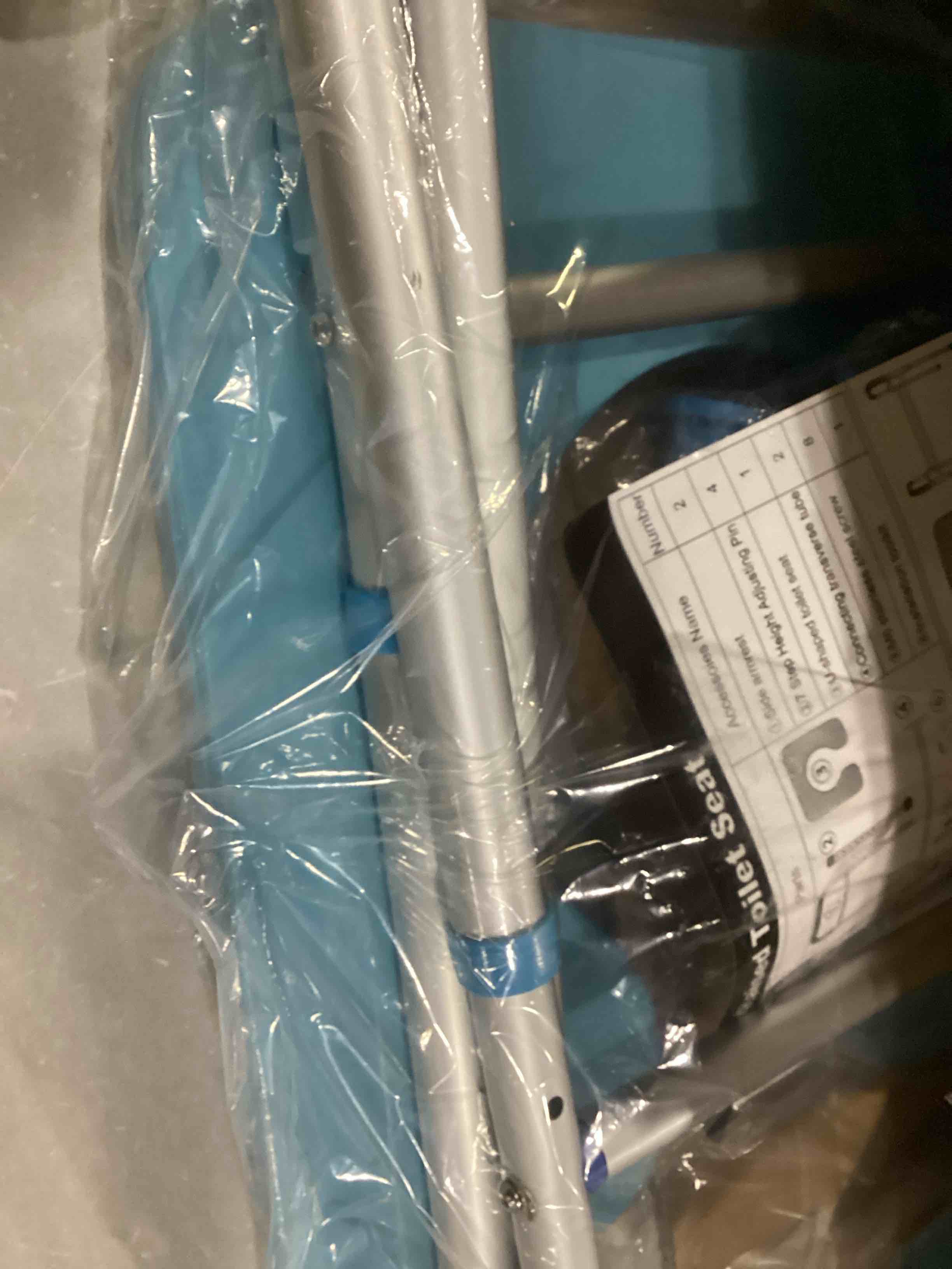 https://s3.amazonaws.com/lotting-images-prod/bidfta/RED5527603_1730141128420.jpeg
