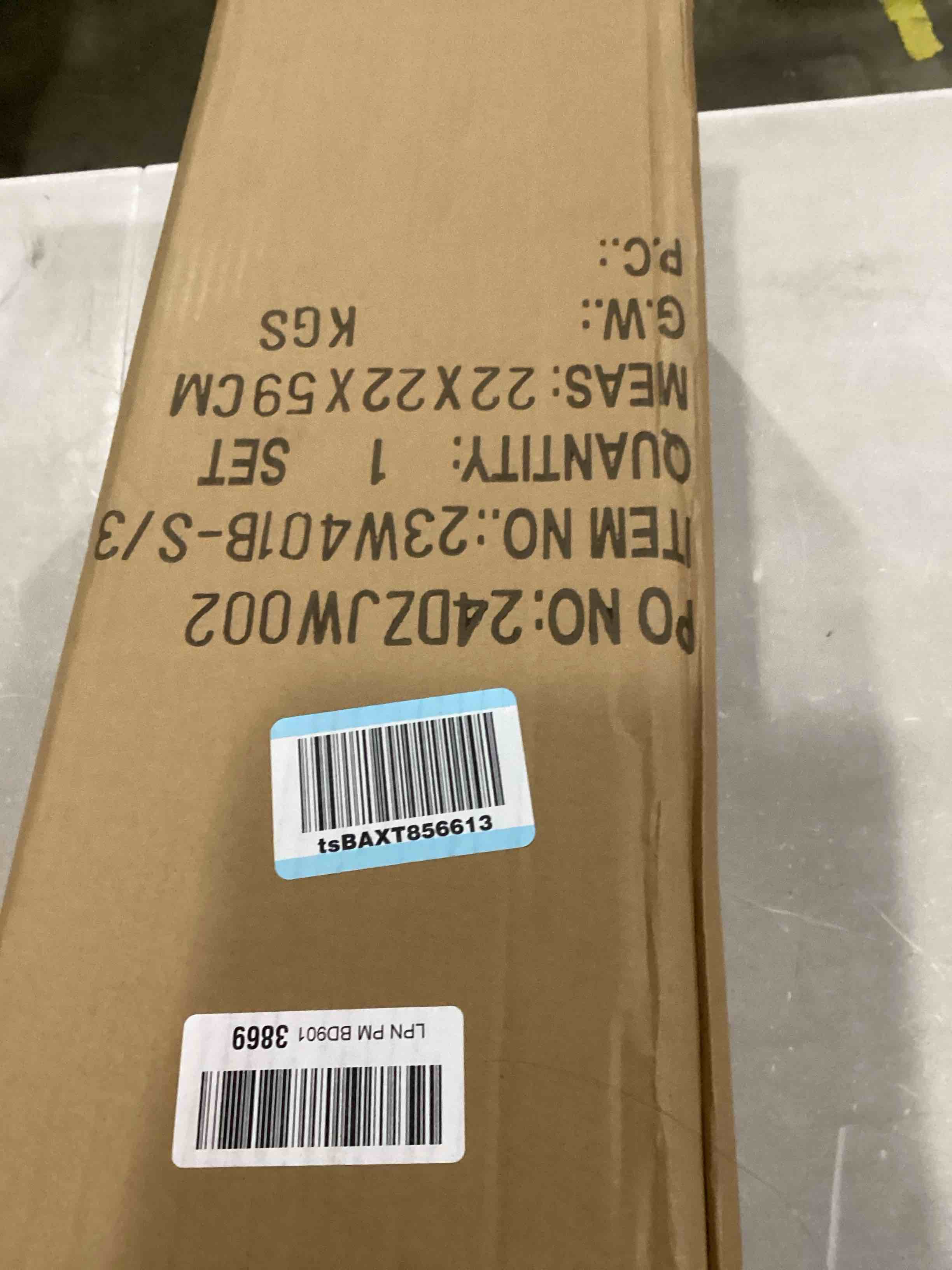 https://s3.amazonaws.com/lotting-images-prod/bidfta/RED5527670_1730208092384.jpeg