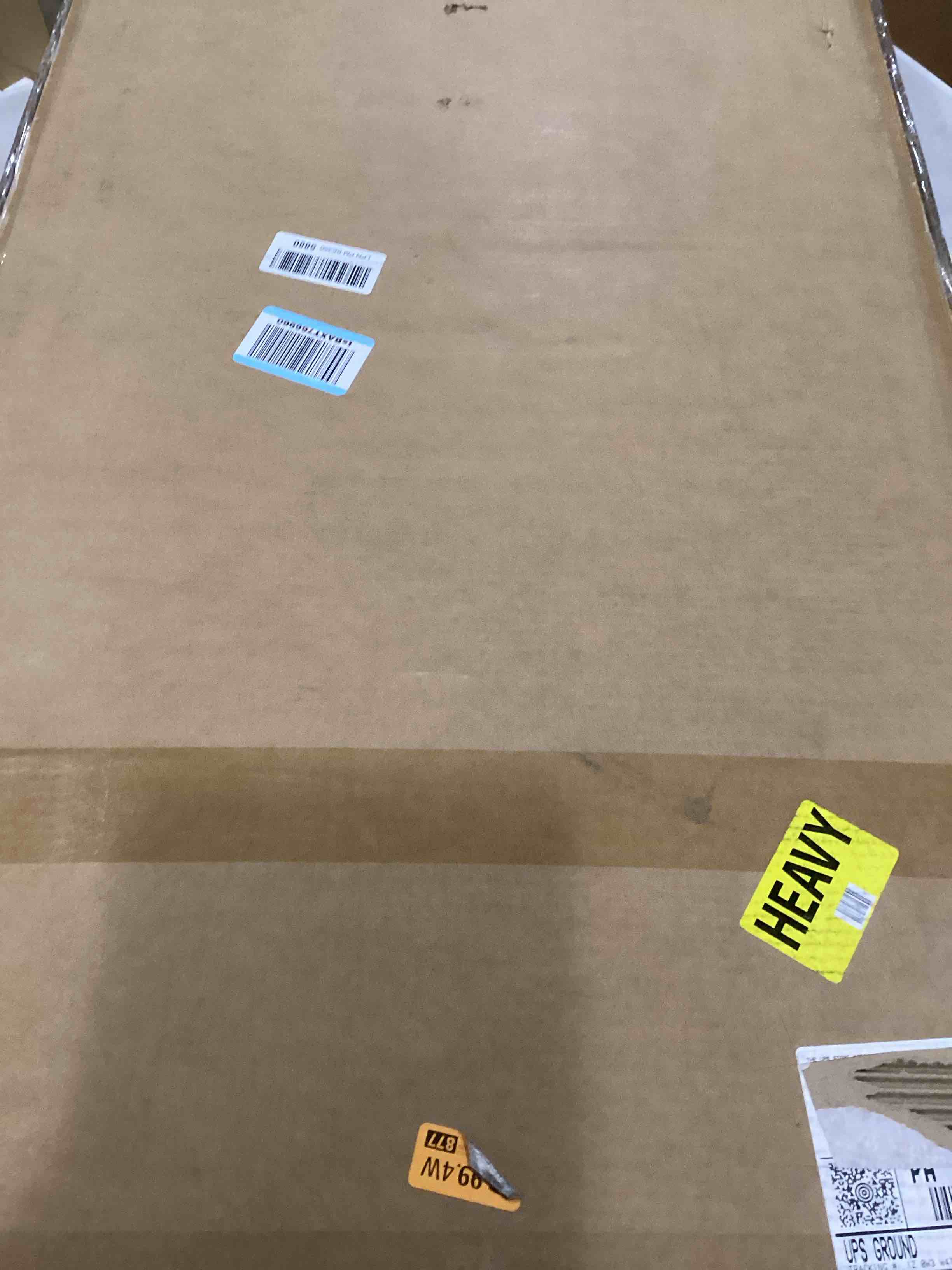 https://s3.amazonaws.com/lotting-images-prod/bidfta/RED5527696_1730212988728.jpeg