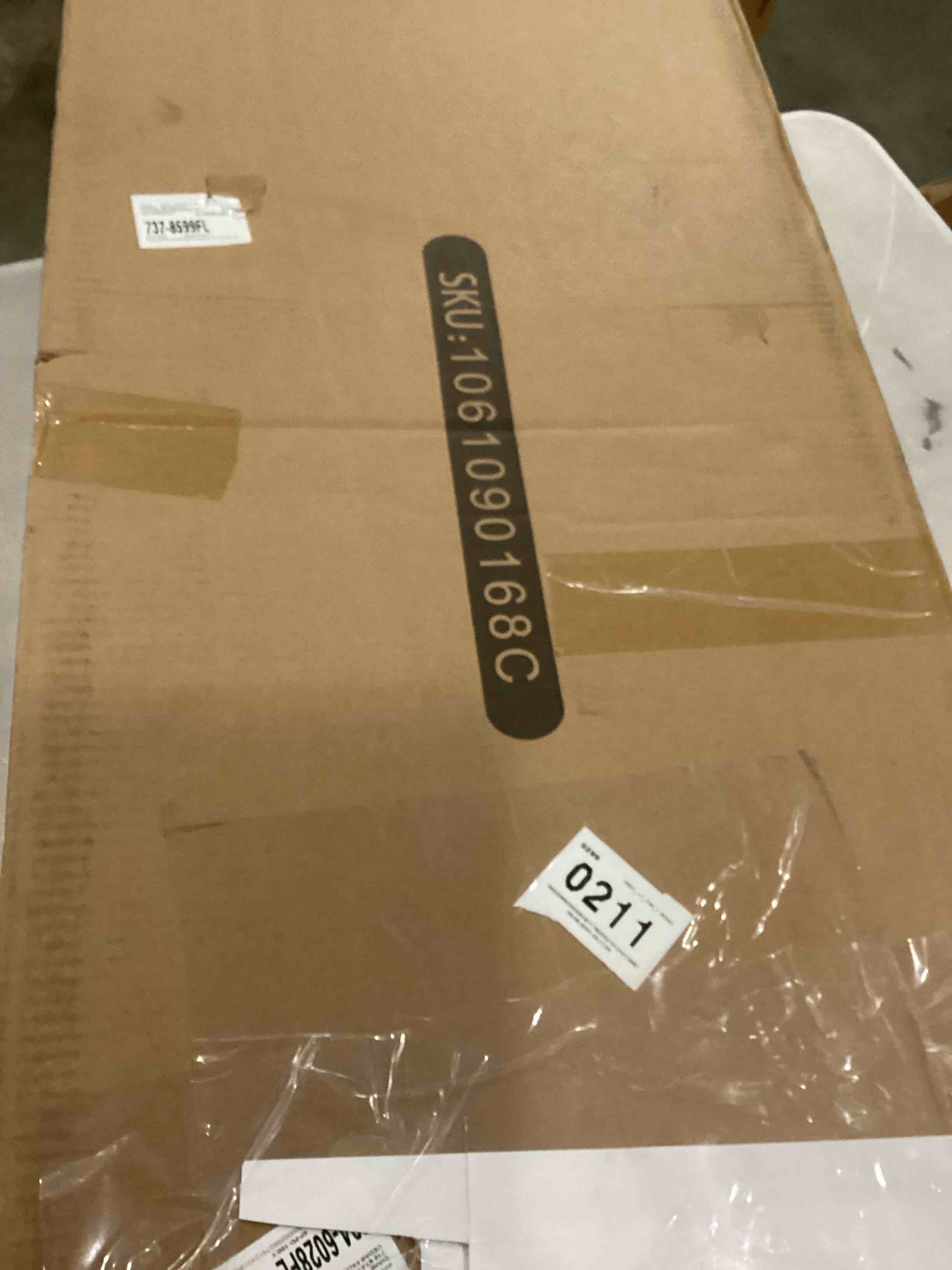 https://s3.amazonaws.com/lotting-images-prod/bidfta/RED5527768_1730227646472.jpeg
