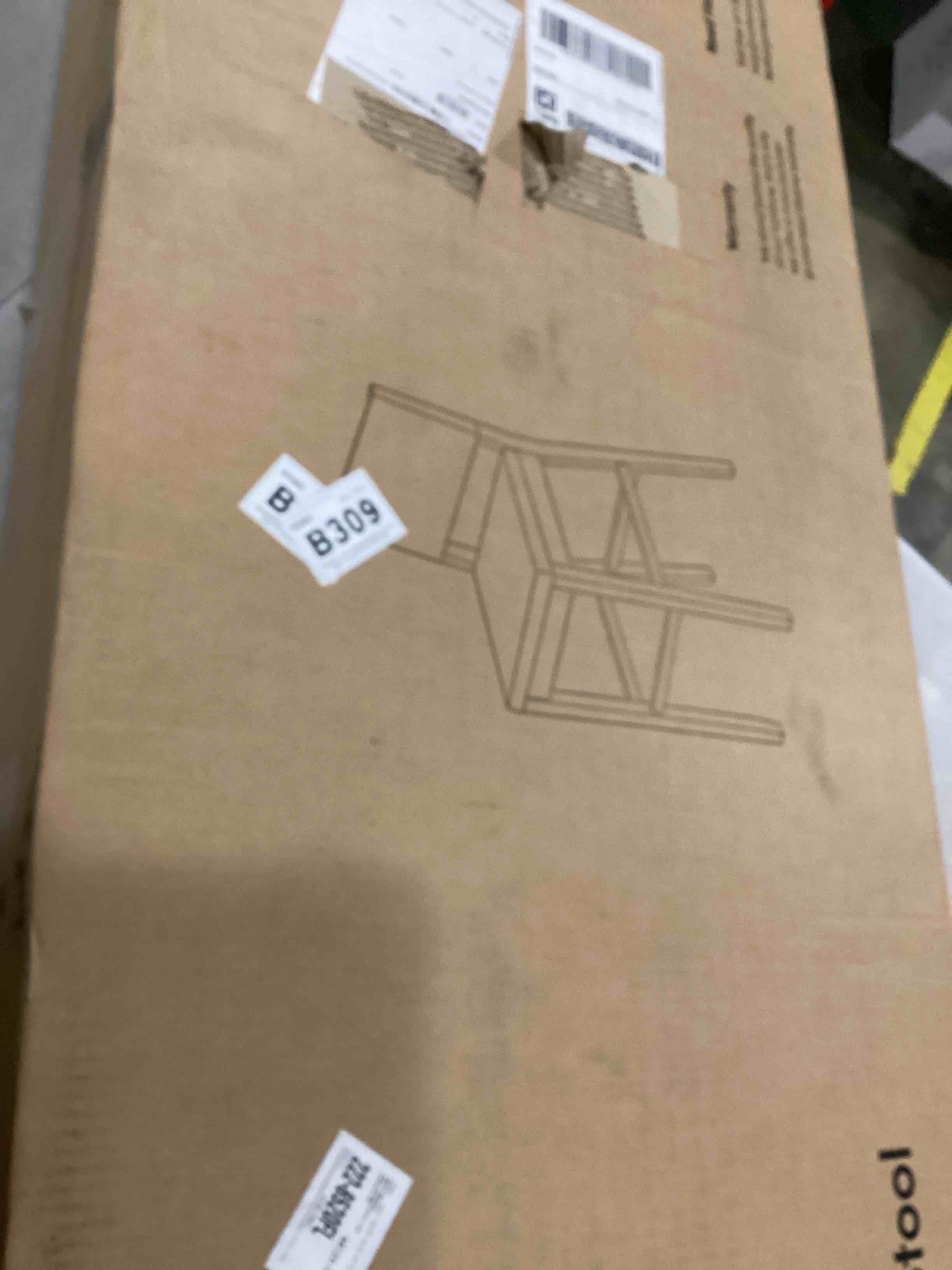 https://s3.amazonaws.com/lotting-images-prod/bidfta/RED5527813_1730300584180.jpeg