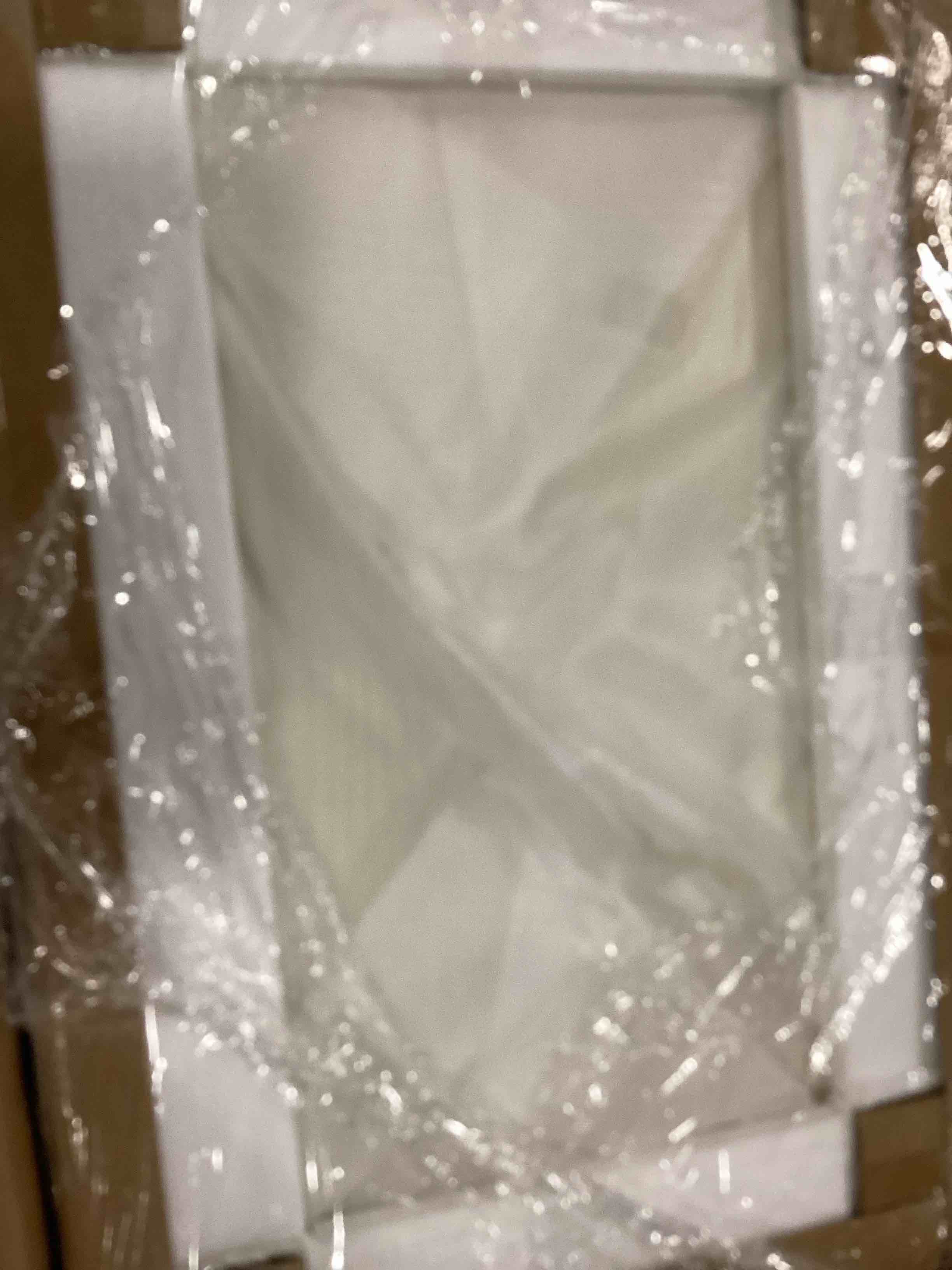 https://s3.amazonaws.com/lotting-images-prod/bidfta/RED5527823_1730303772485.jpeg