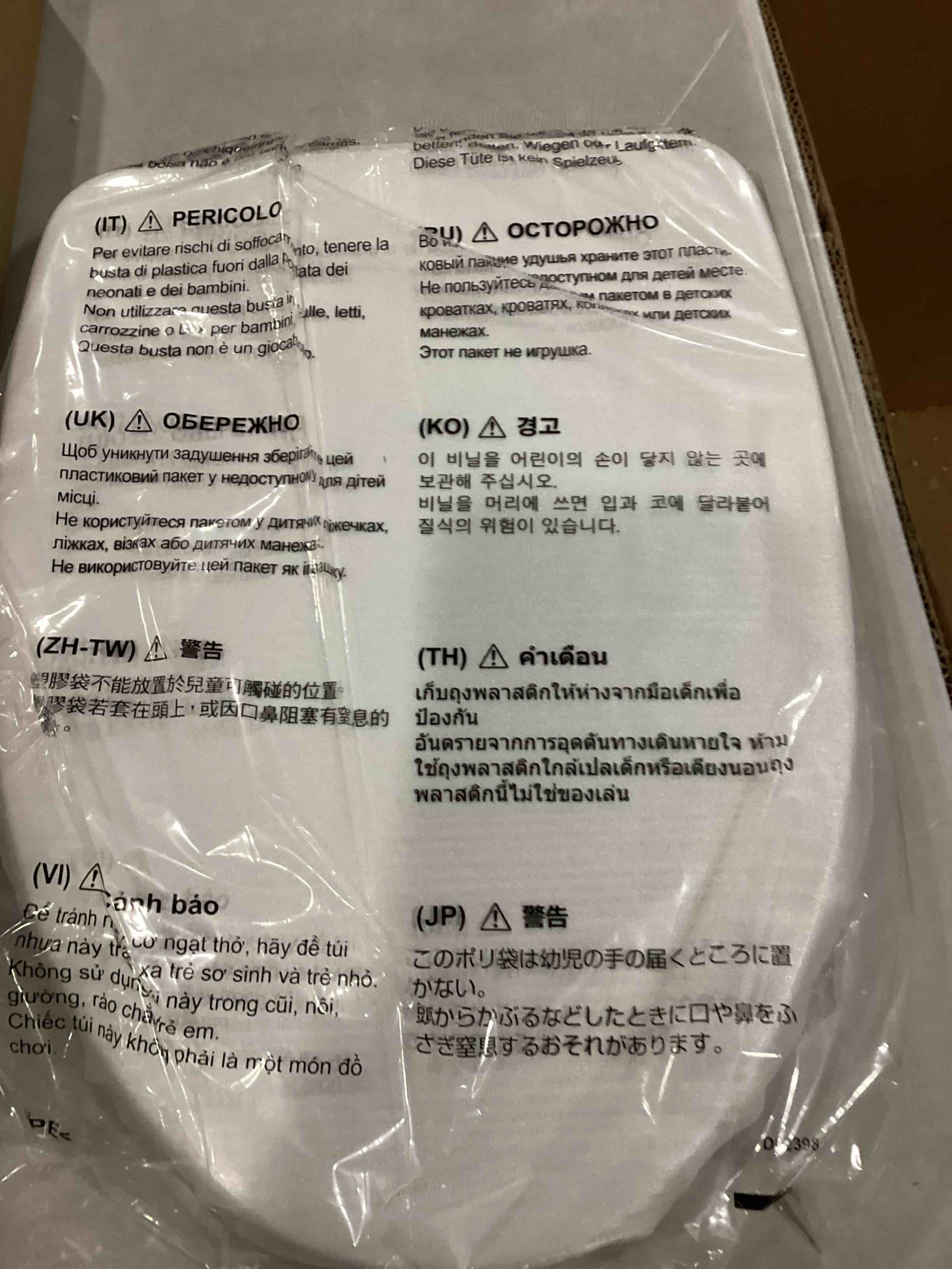 https://s3.amazonaws.com/lotting-images-prod/bidfta/RED5527923_1730389186462.jpeg