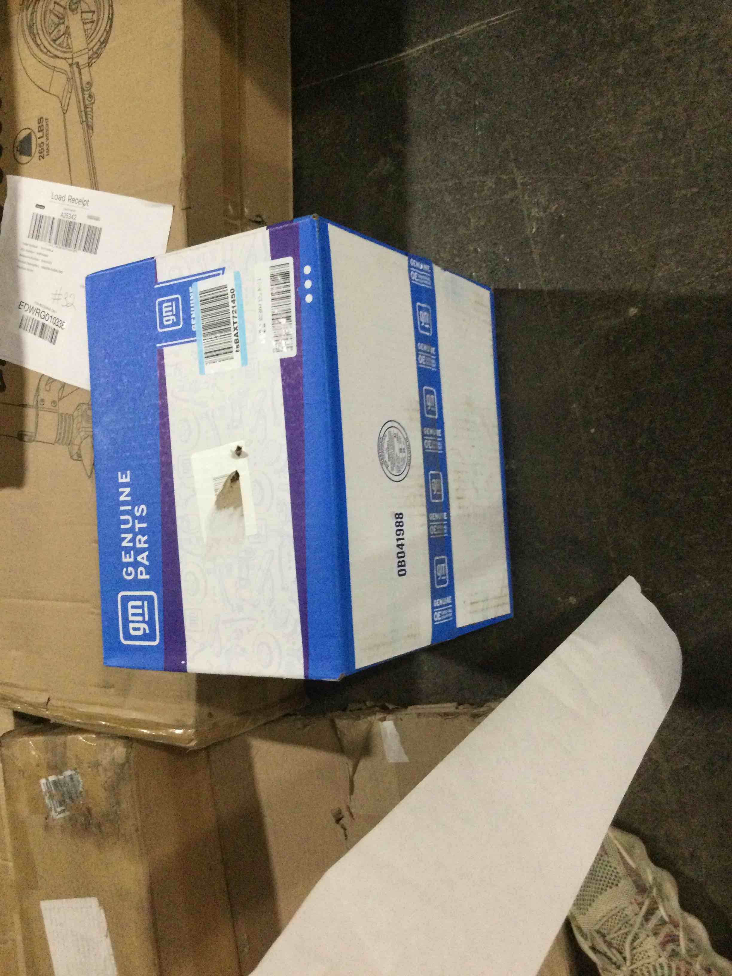 https://s3.amazonaws.com/lotting-images-prod/bidfta/RED5528828_1707144959986.jpeg