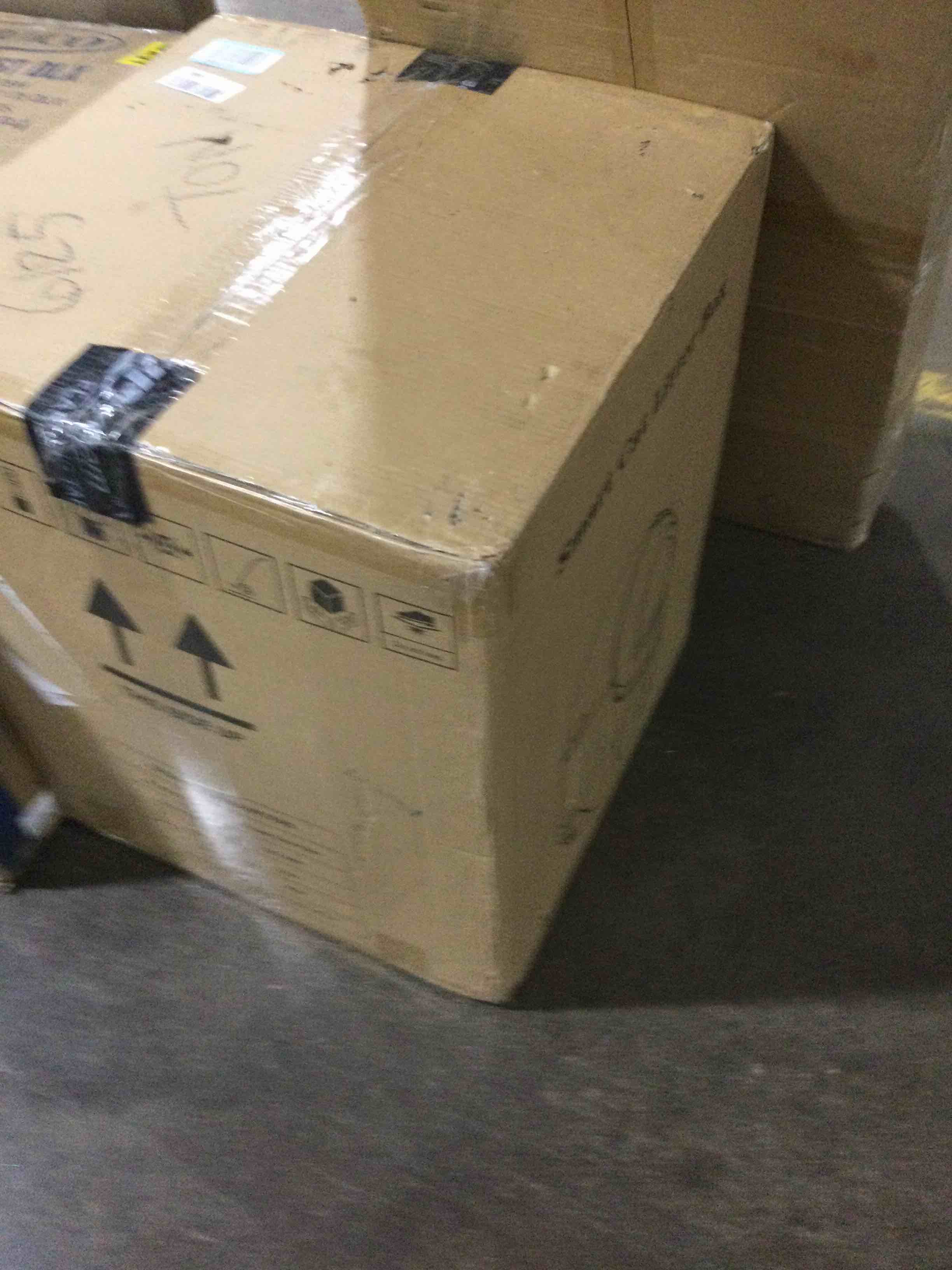 https://s3.amazonaws.com/lotting-images-prod/bidfta/RED5528832_1707144693858.jpeg