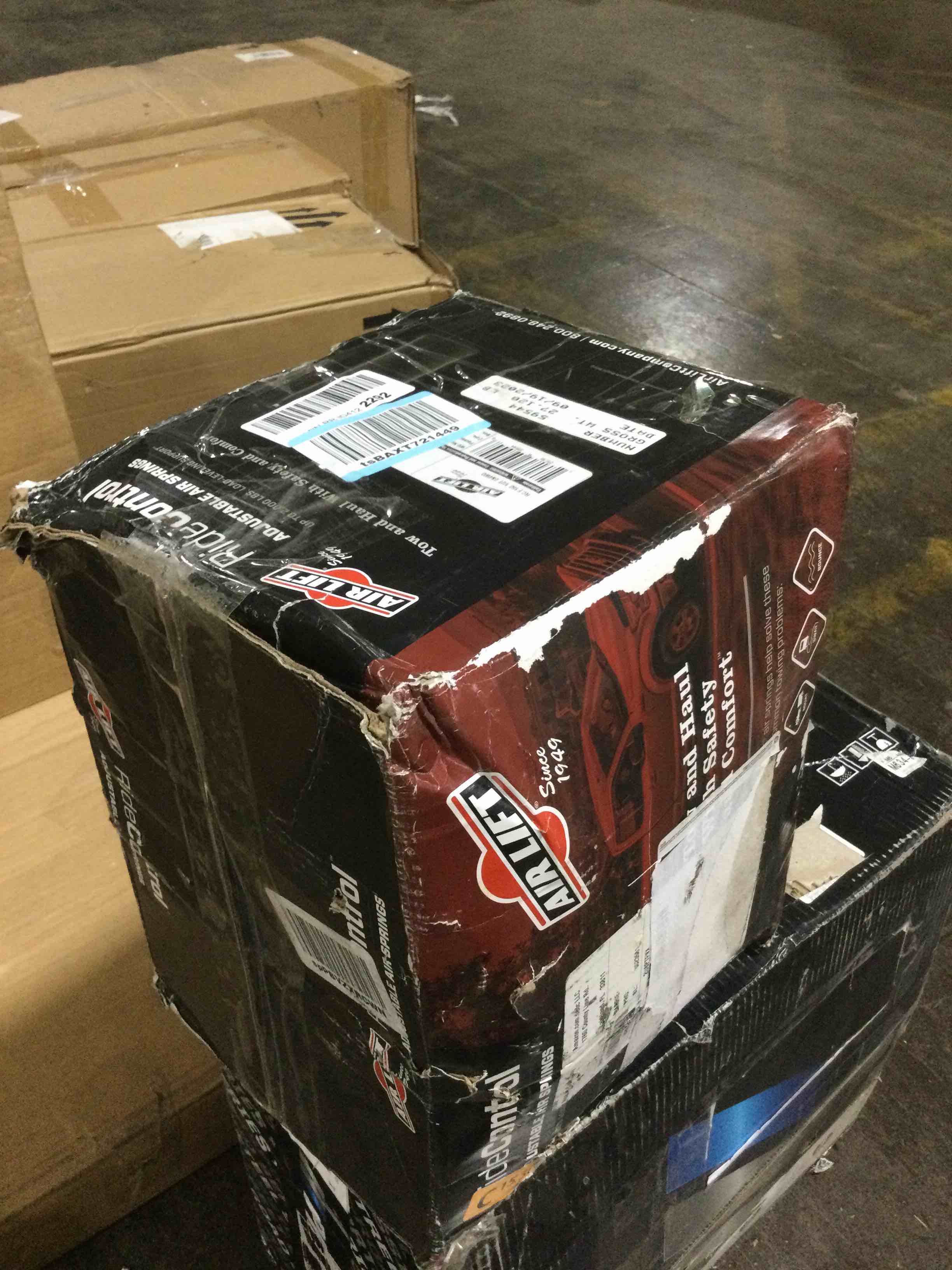 https://s3.amazonaws.com/lotting-images-prod/bidfta/RED5528846_1707143312374.jpeg