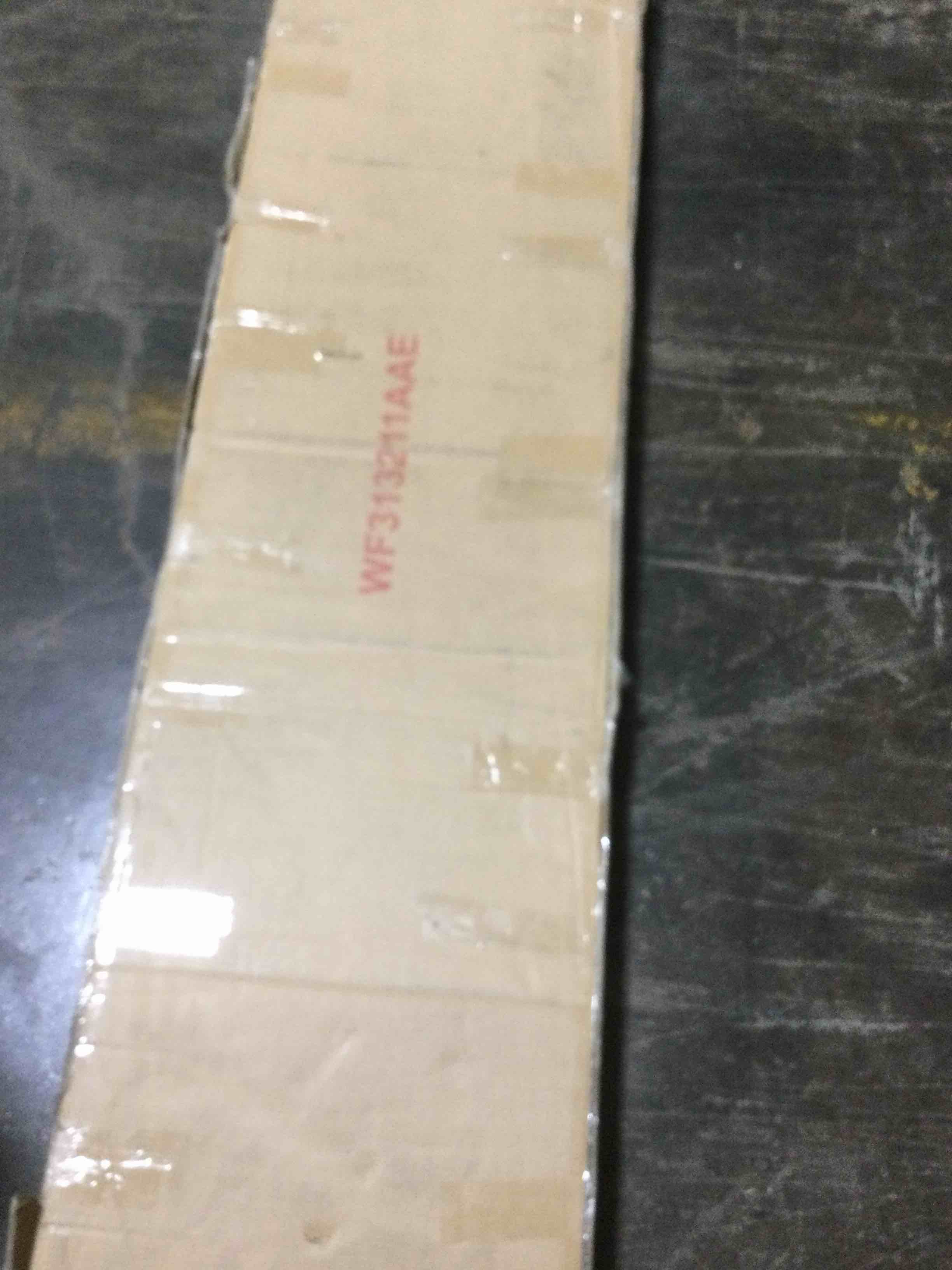 https://s3.amazonaws.com/lotting-images-prod/bidfta/RED5529115_1707231044628.jpeg