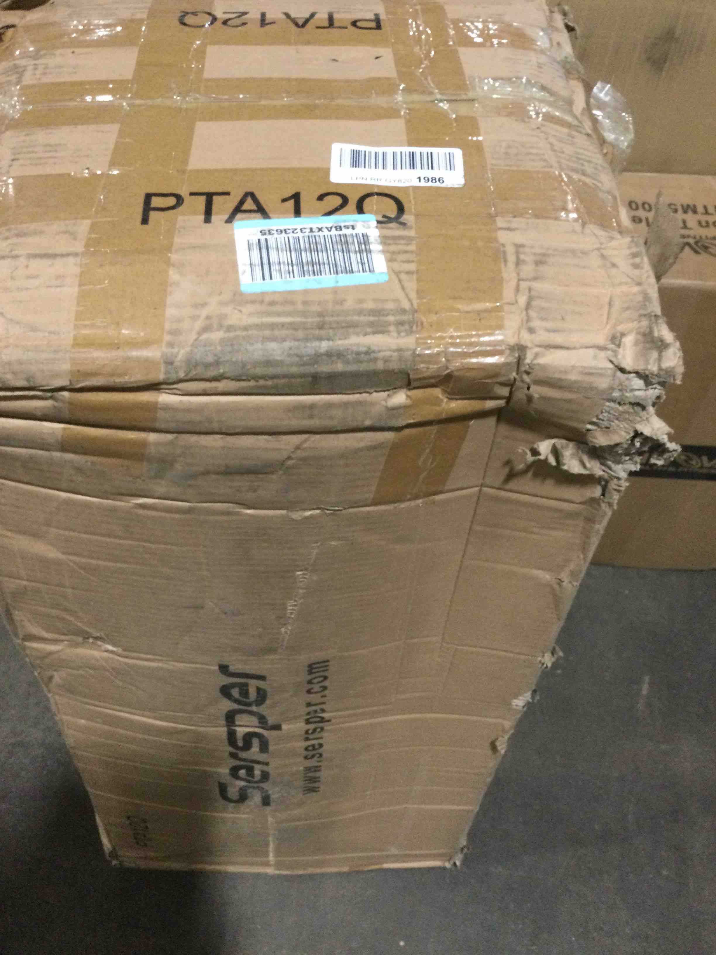 https://s3.amazonaws.com/lotting-images-prod/bidfta/RED5529960_1706547160016.jpeg