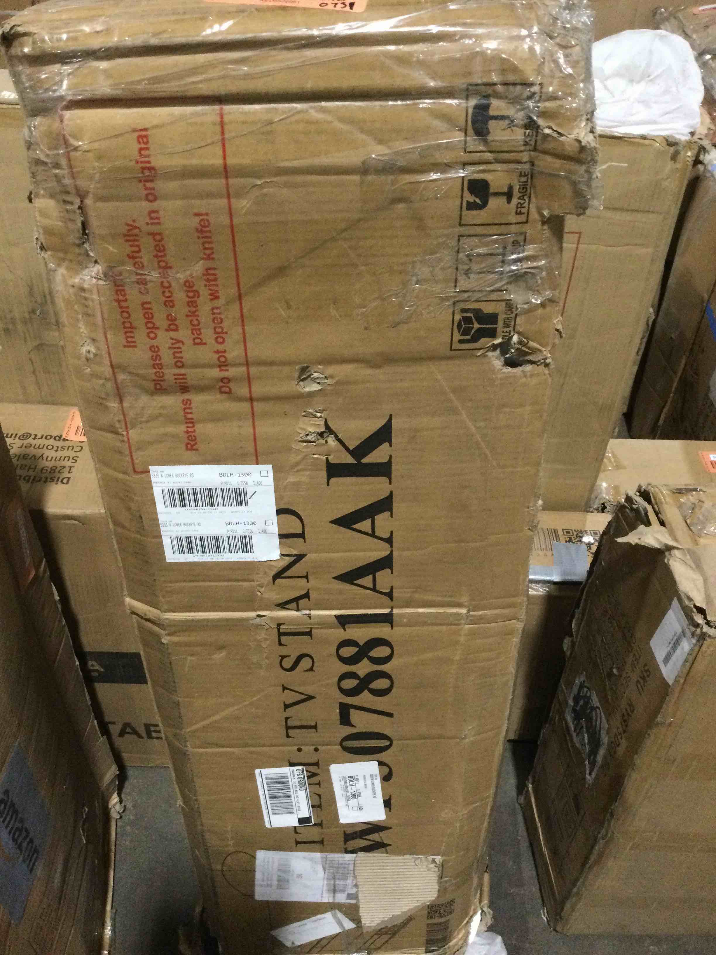 https://s3.amazonaws.com/lotting-images-prod/bidfta/RED5529961_1706549793682.jpeg