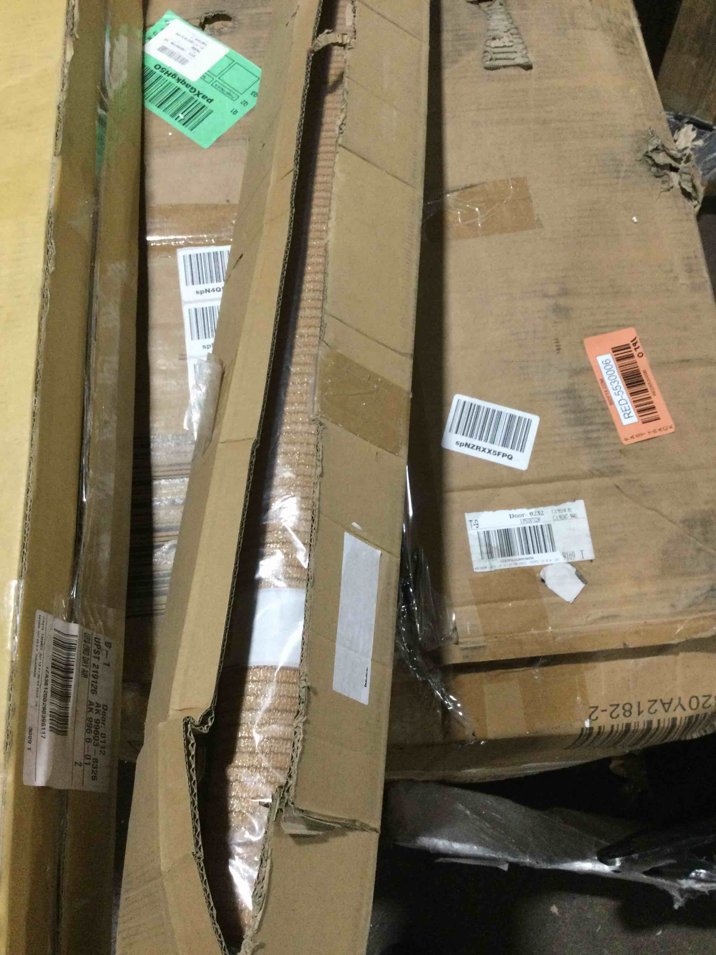 https://s3.amazonaws.com/lotting-images-prod/bidfta/RED5530005_1706560145765.jpeg