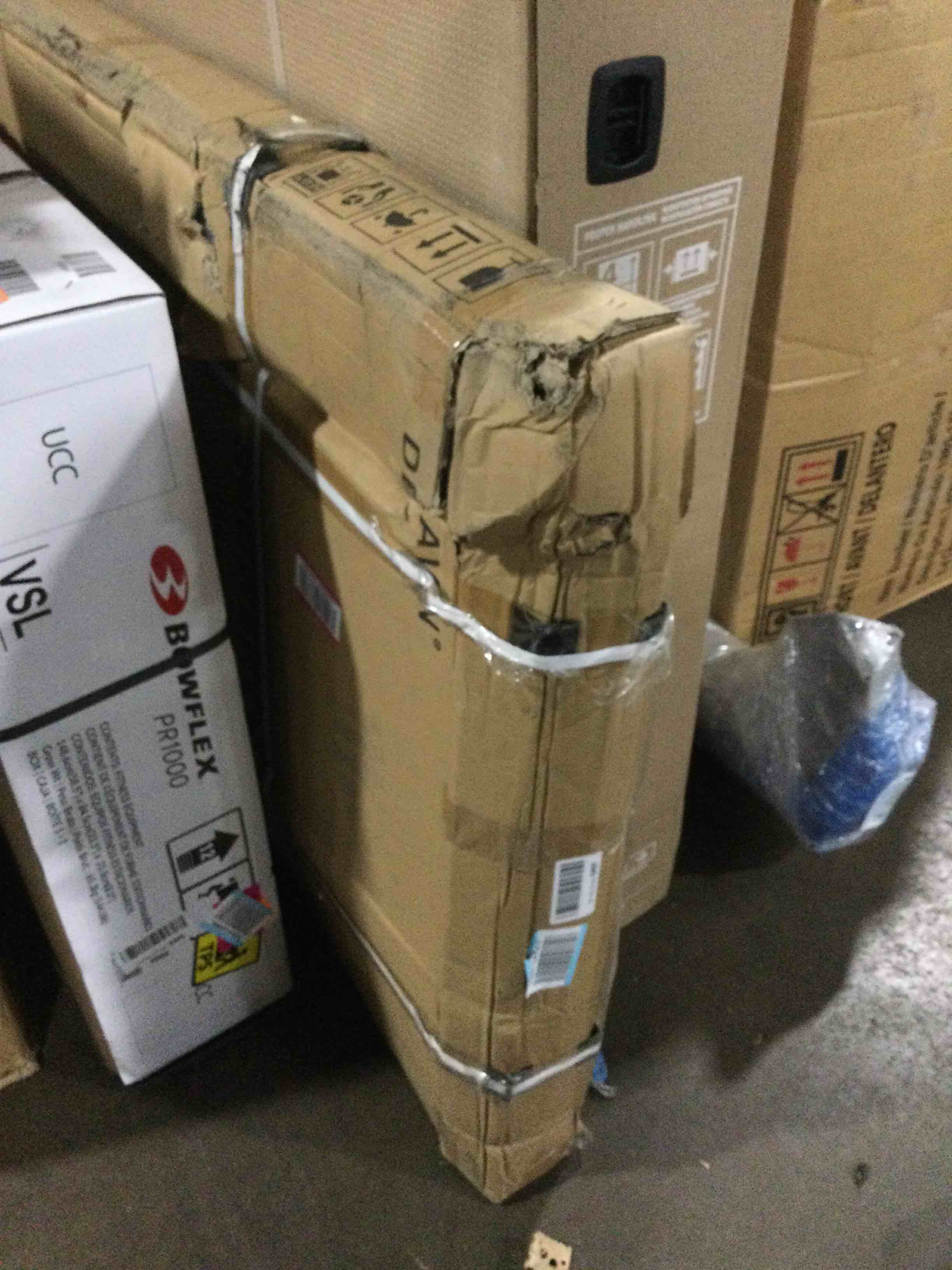 https://s3.amazonaws.com/lotting-images-prod/bidfta/RED5530039_1706629124813.jpeg