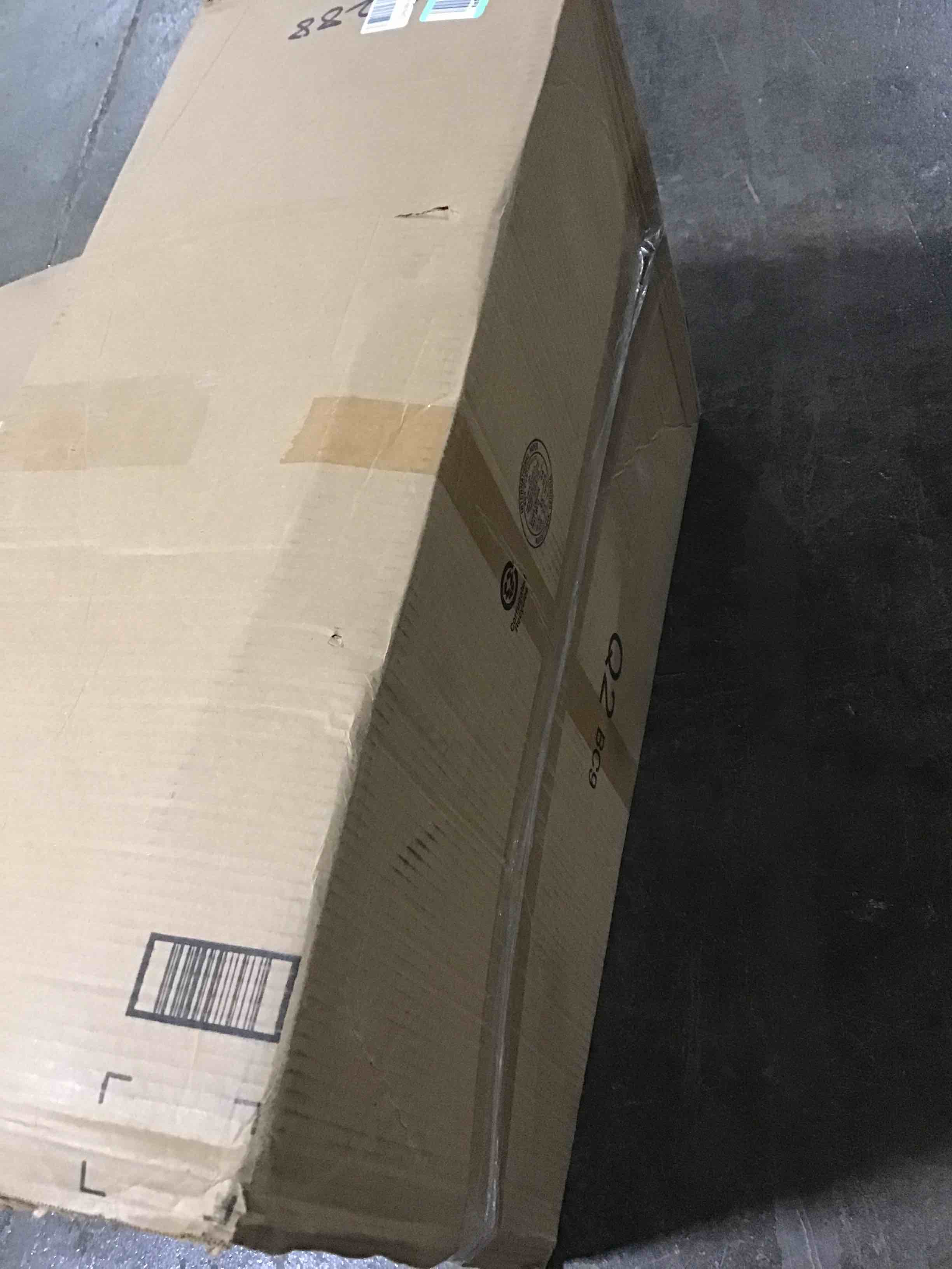 https://s3.amazonaws.com/lotting-images-prod/bidfta/RED5533039_1704917971594.jpeg