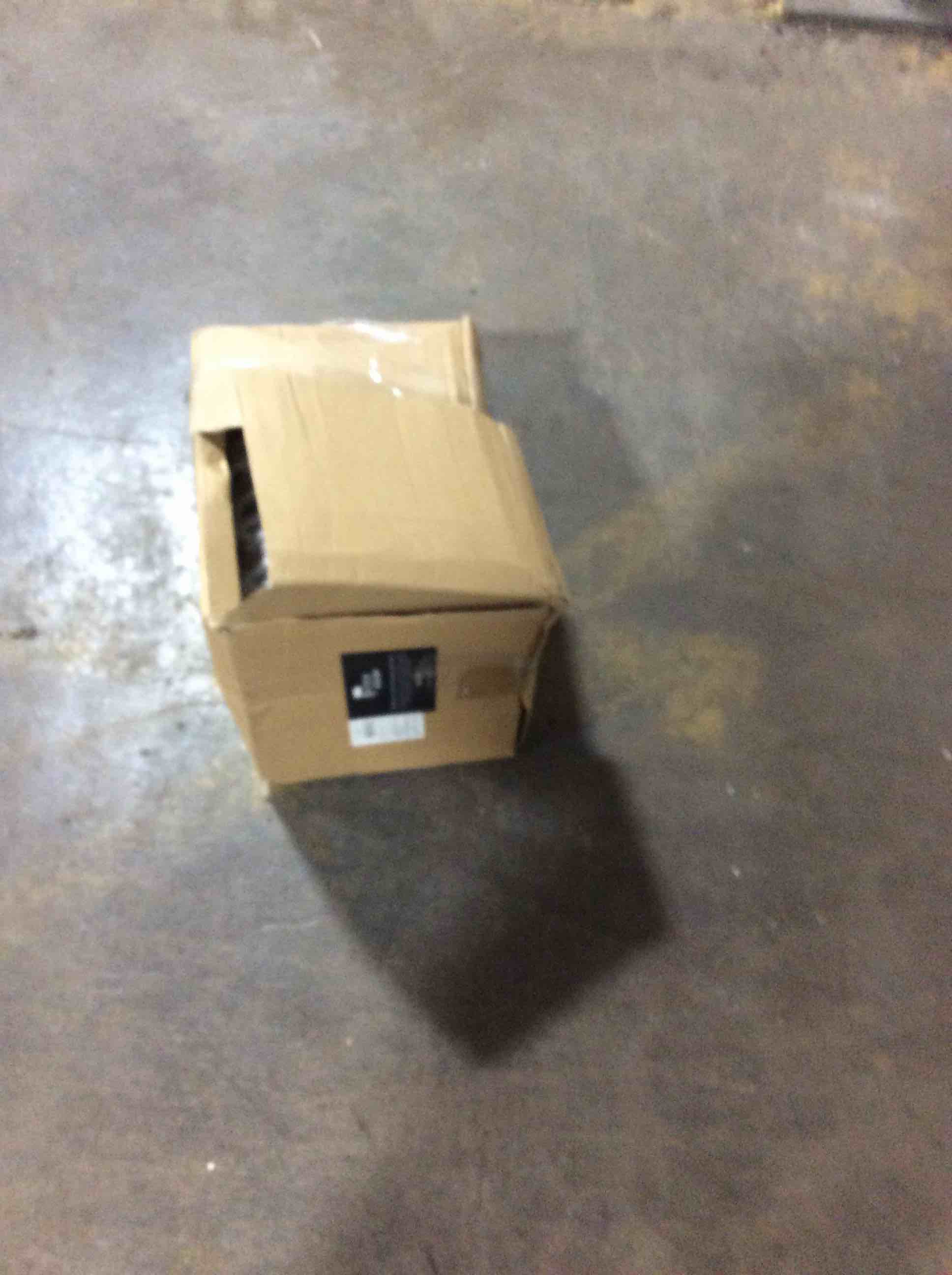 https://s3.amazonaws.com/lotting-images-prod/bidfta/RED5533488_1705504811092.jpeg