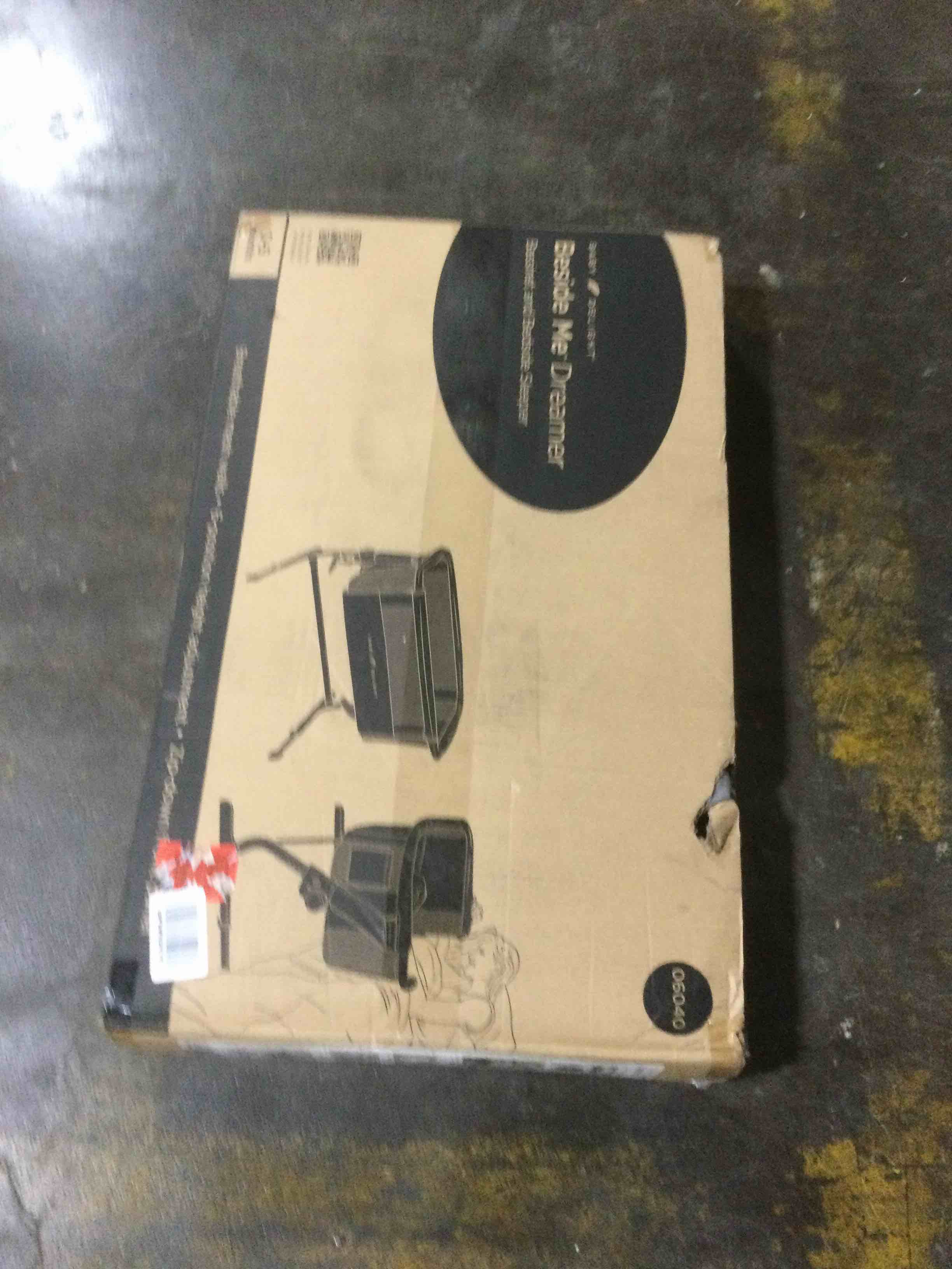 https://s3.amazonaws.com/lotting-images-prod/bidfta/RED5534129_1704378437403.jpeg
