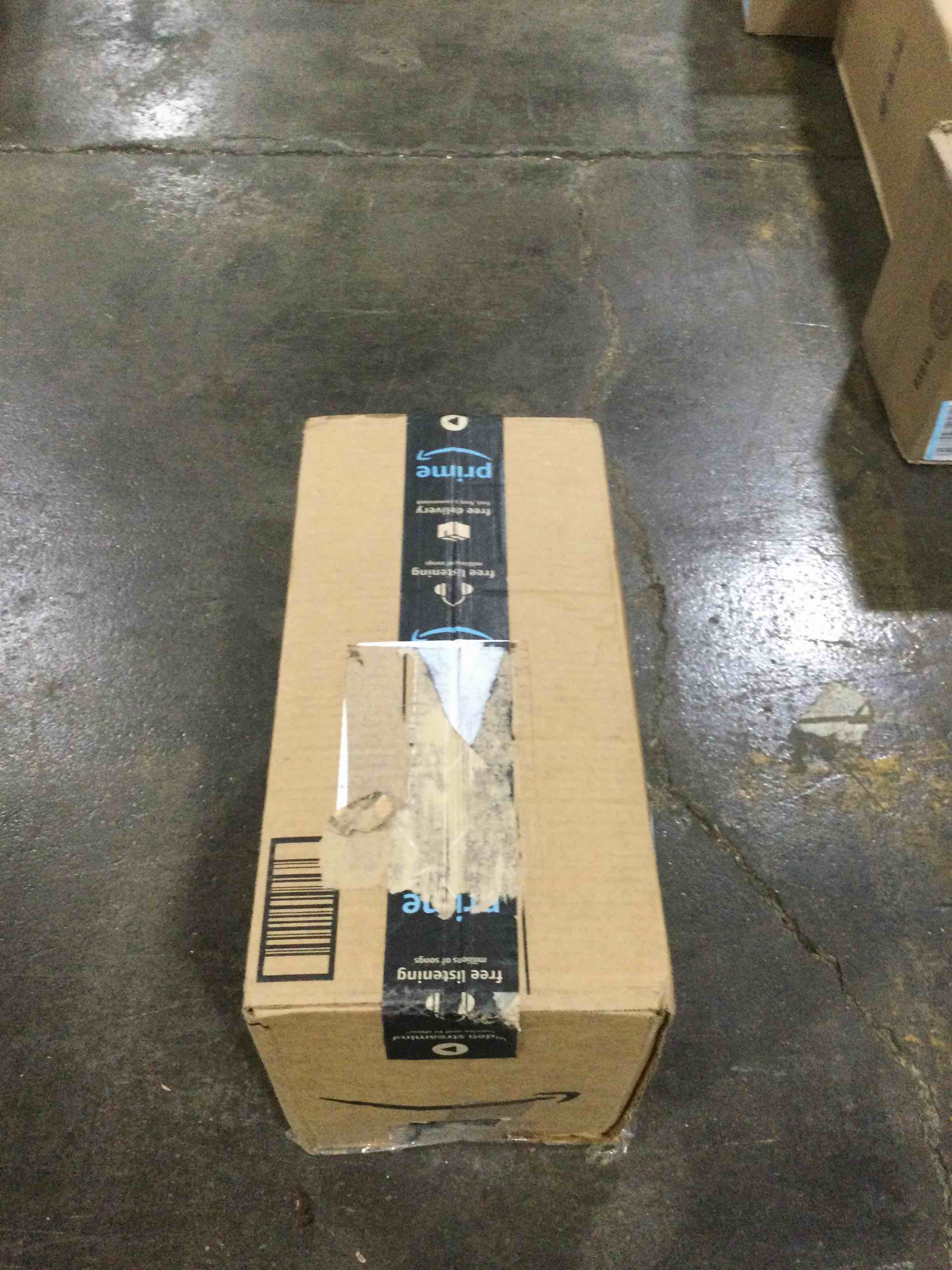 https://s3.amazonaws.com/lotting-images-prod/bidfta/RED5535182_1704996872626.jpeg