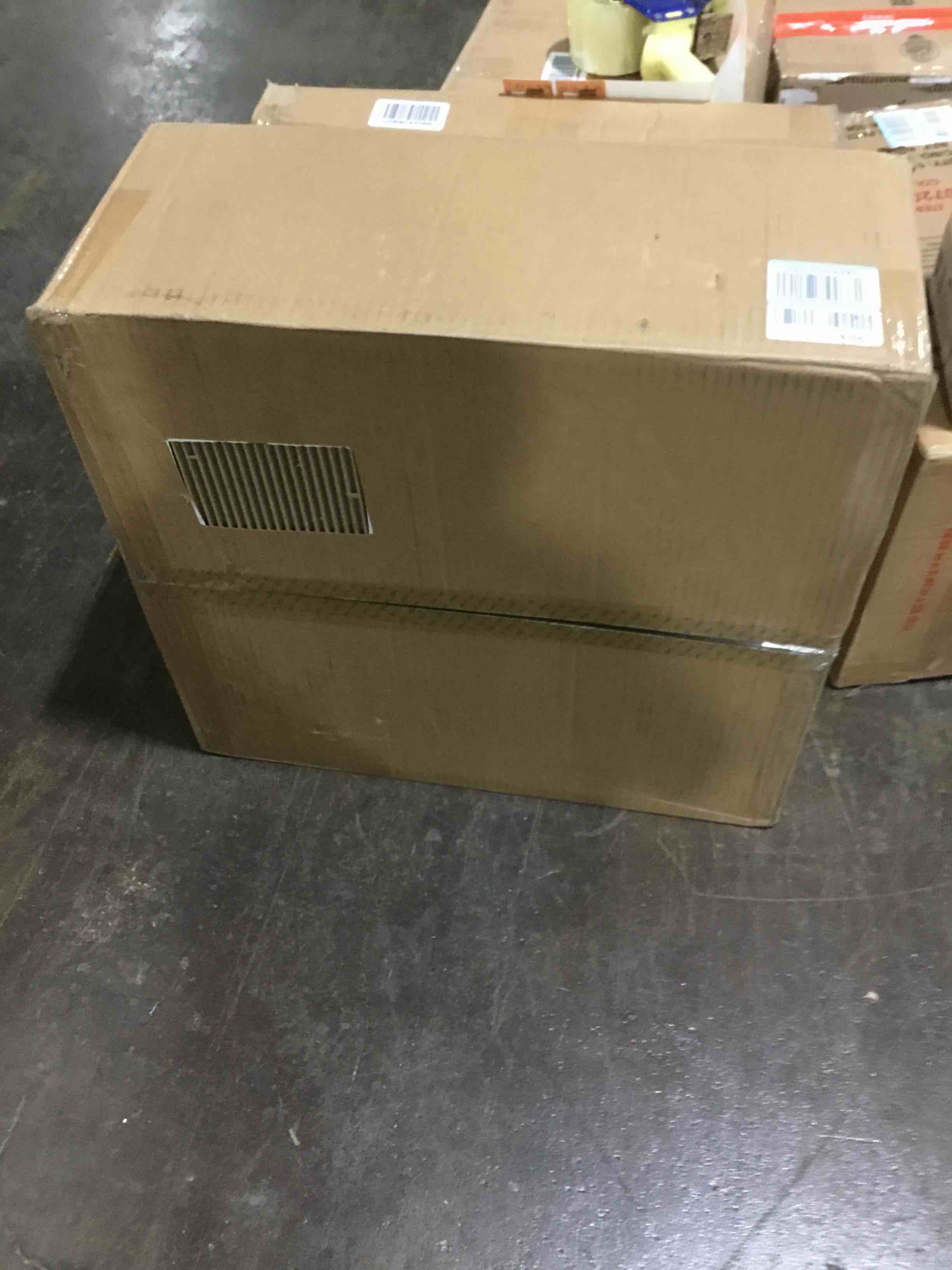 https://s3.amazonaws.com/lotting-images-prod/bidfta/RED5535273_1705010642010.jpeg