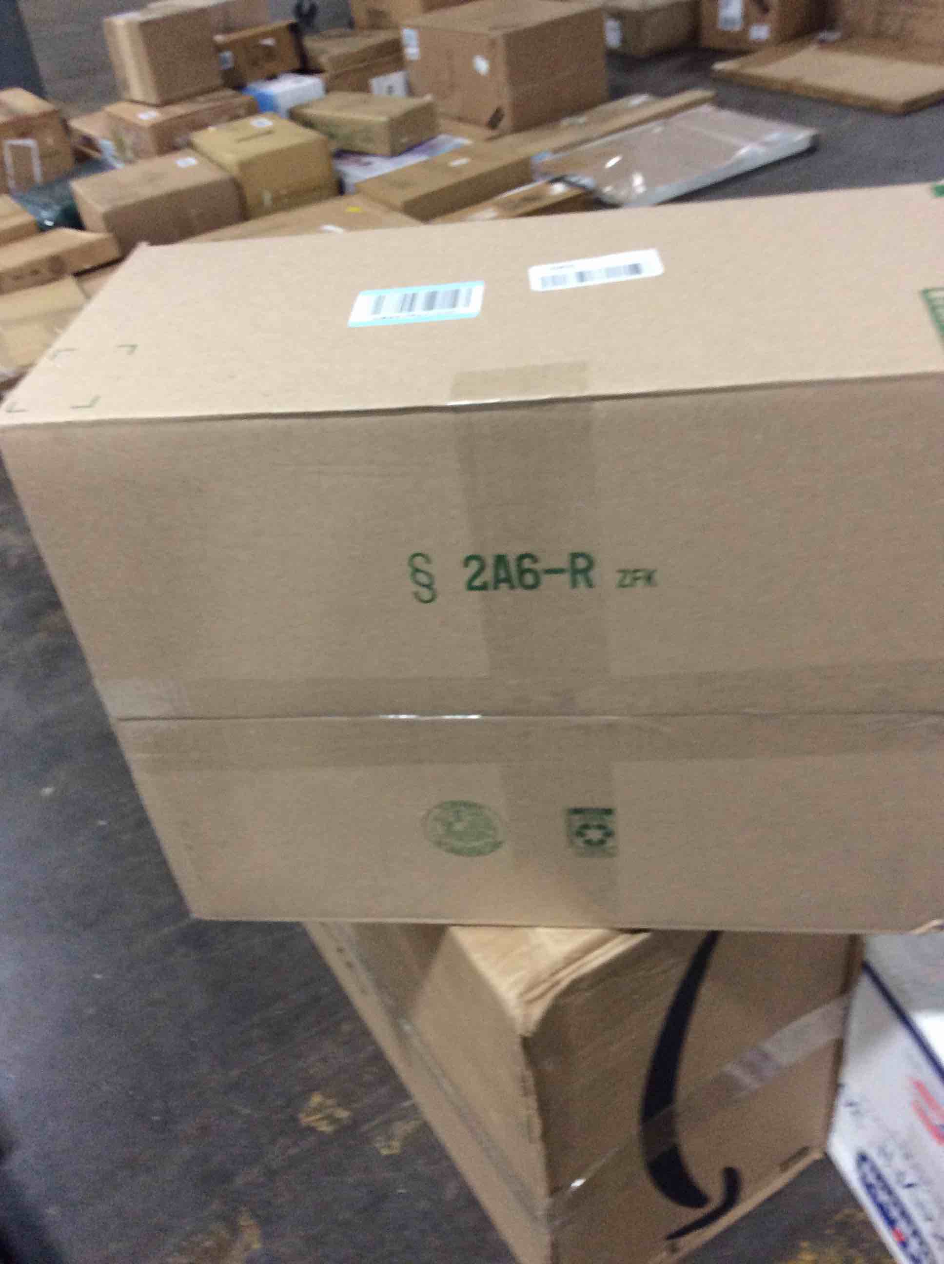 https://s3.amazonaws.com/lotting-images-prod/bidfta/RED5535285_1705068787888.jpeg
