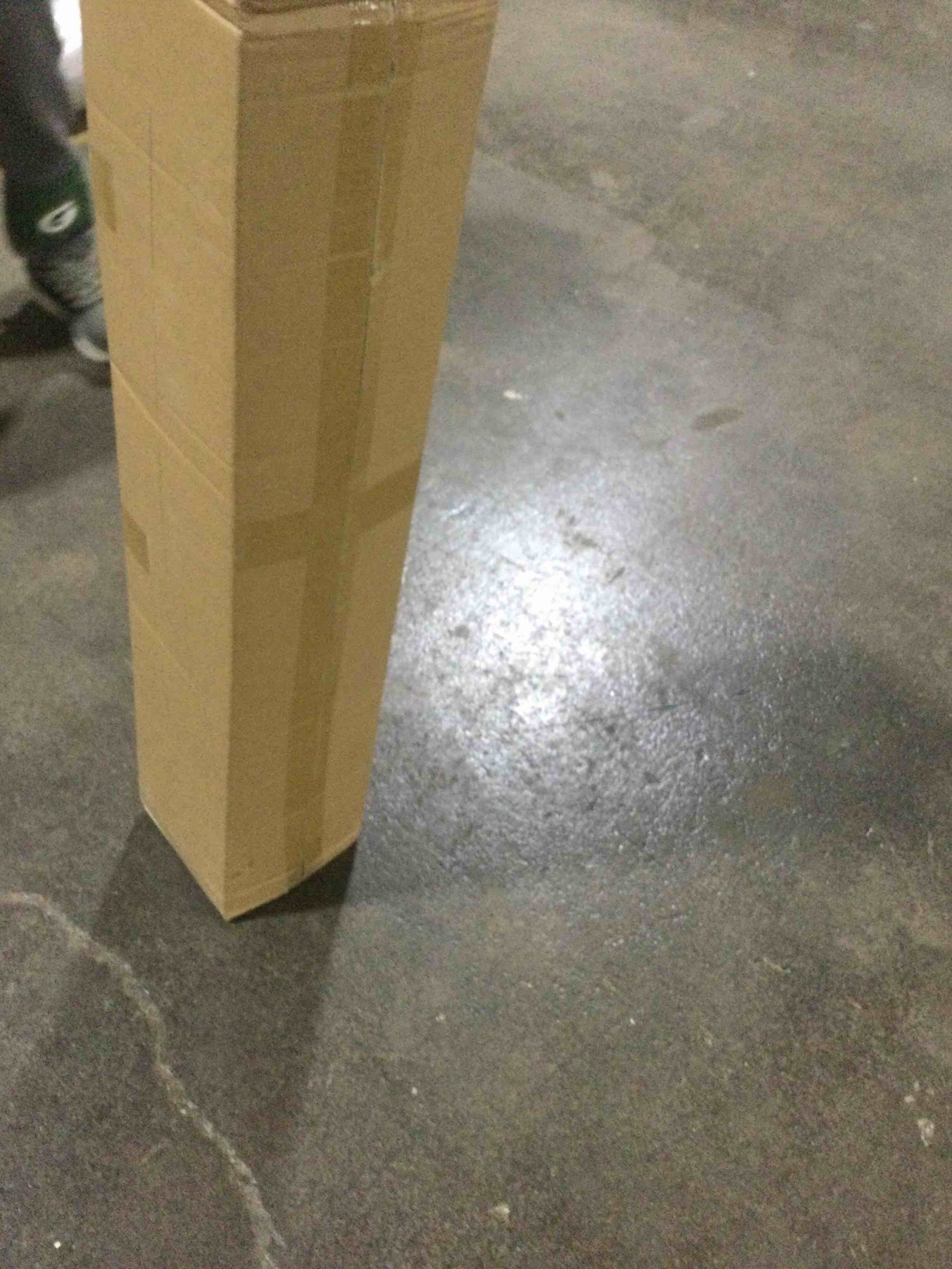 https://s3.amazonaws.com/lotting-images-prod/bidfta/RED5536239_1706550126027.jpeg