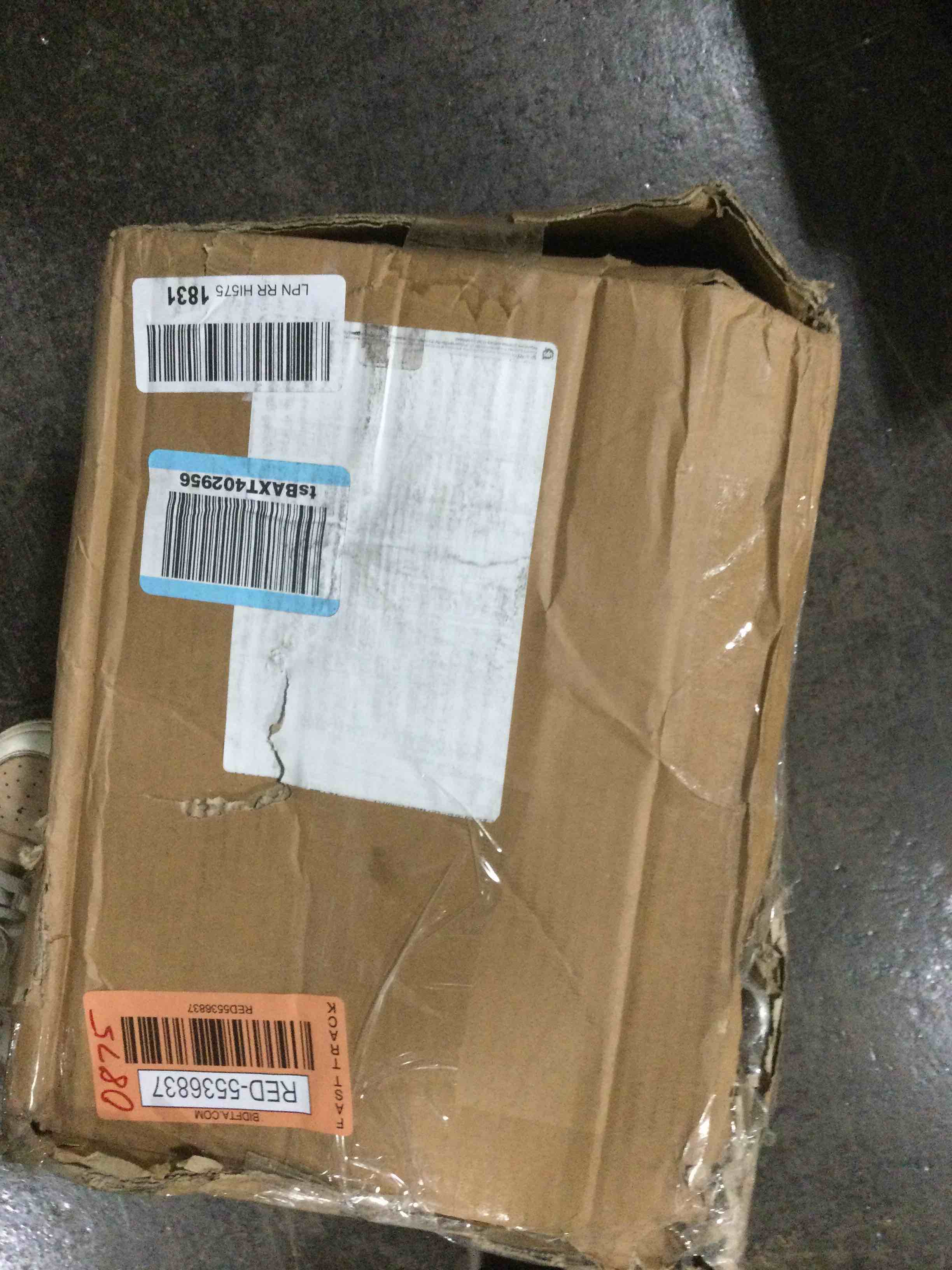 https://s3.amazonaws.com/lotting-images-prod/bidfta/RED5536837_1706797763411.jpeg