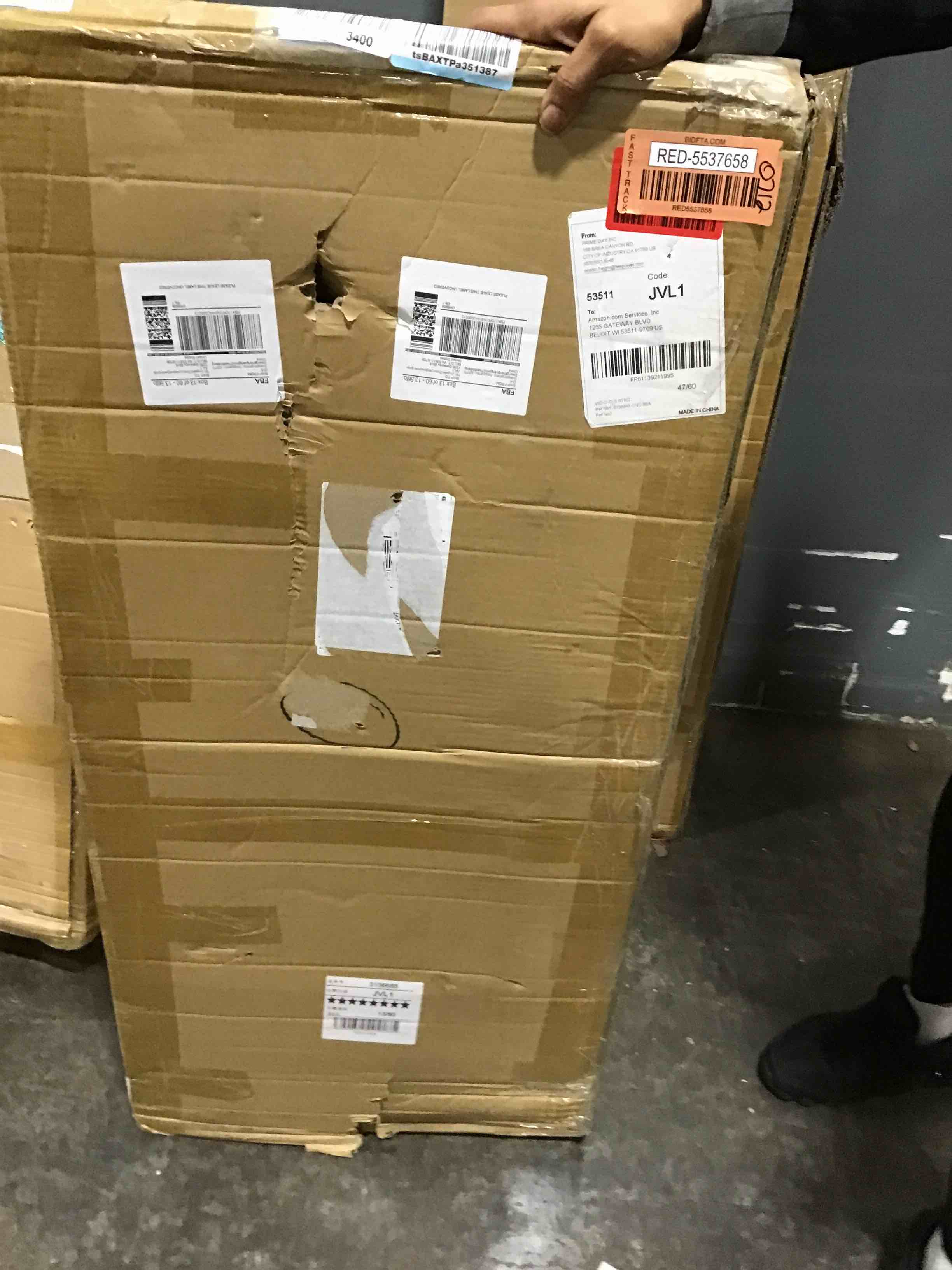 https://s3.amazonaws.com/lotting-images-prod/bidfta/RED5537658_1706205455832.jpeg