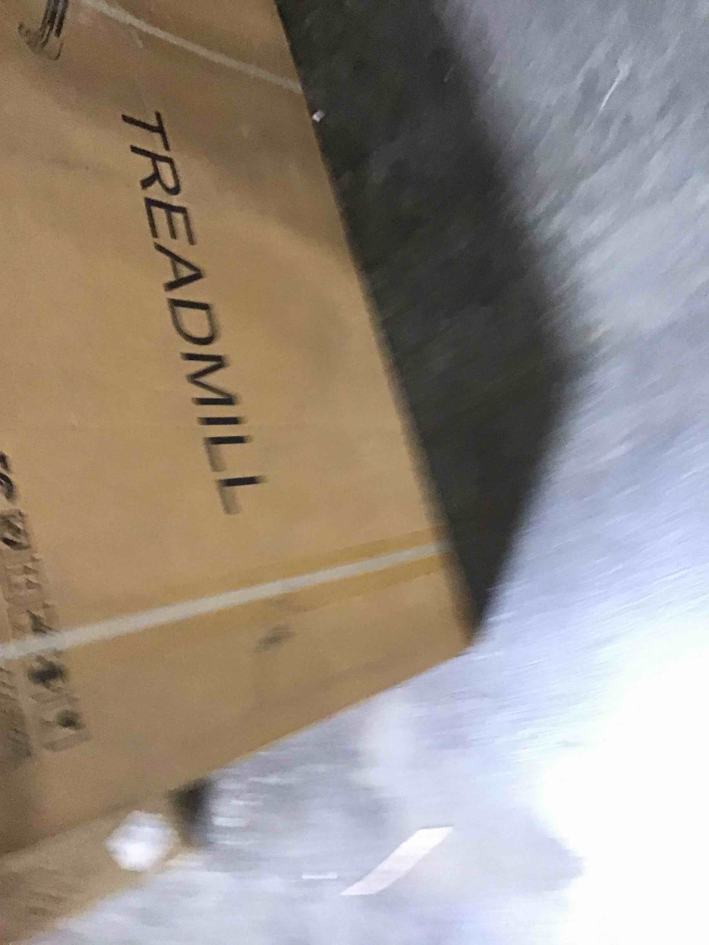 https://s3.amazonaws.com/lotting-images-prod/bidfta/RED5537667_1706200447678.jpeg
