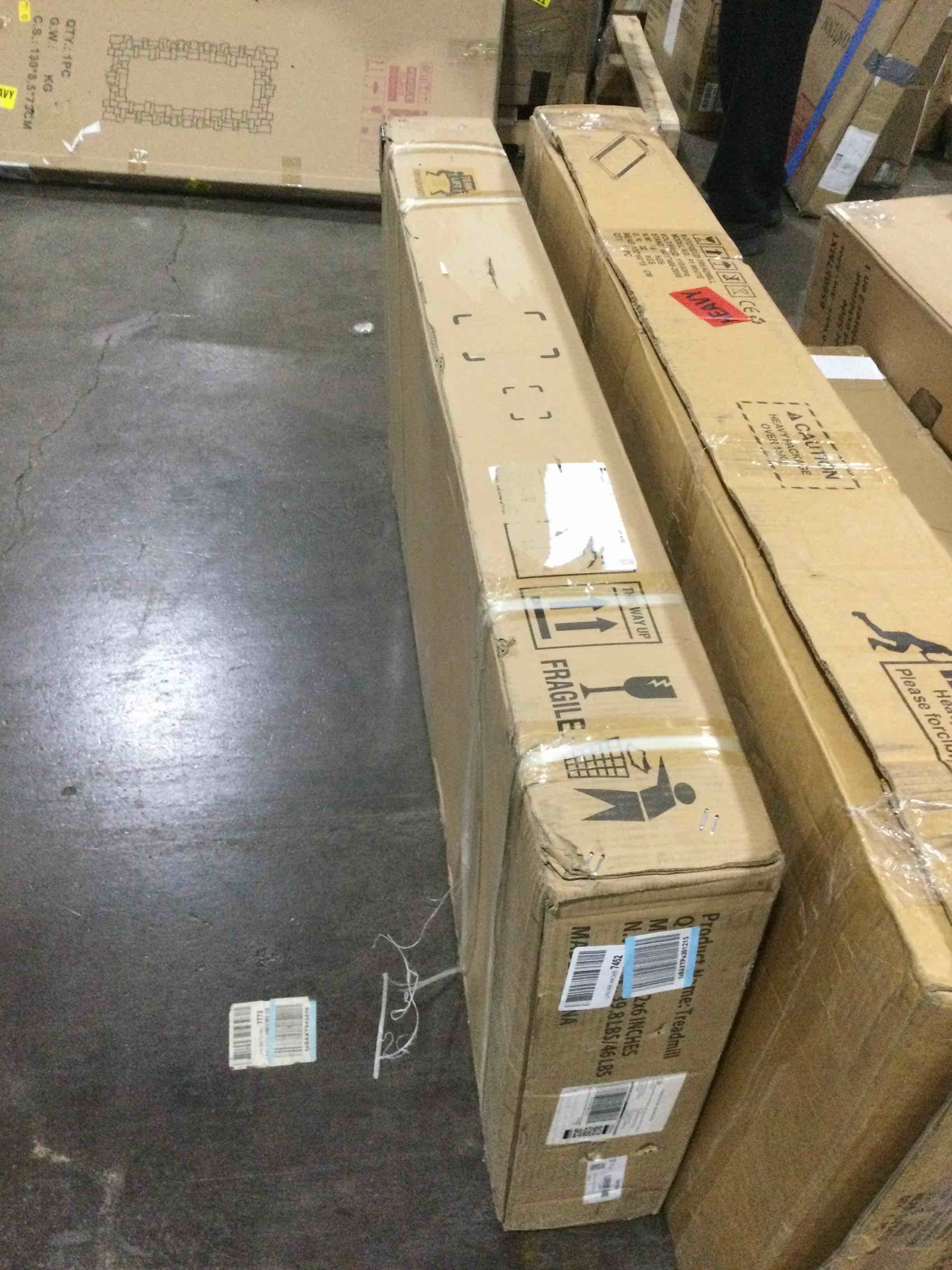 https://s3.amazonaws.com/lotting-images-prod/bidfta/RED5539352_1705680514900.jpeg