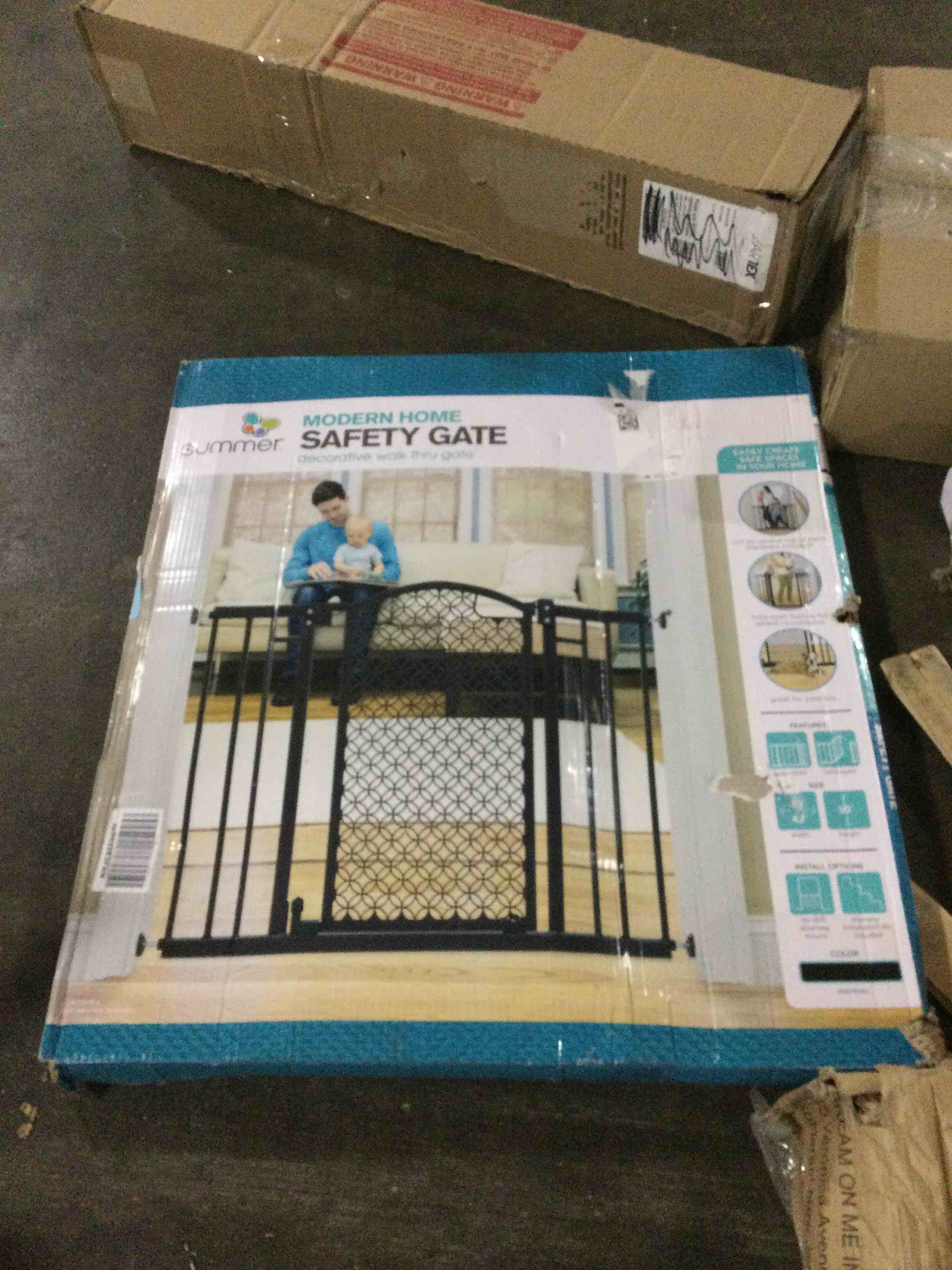 https://s3.amazonaws.com/lotting-images-prod/bidfta/RED5539397_1705689303946.jpeg