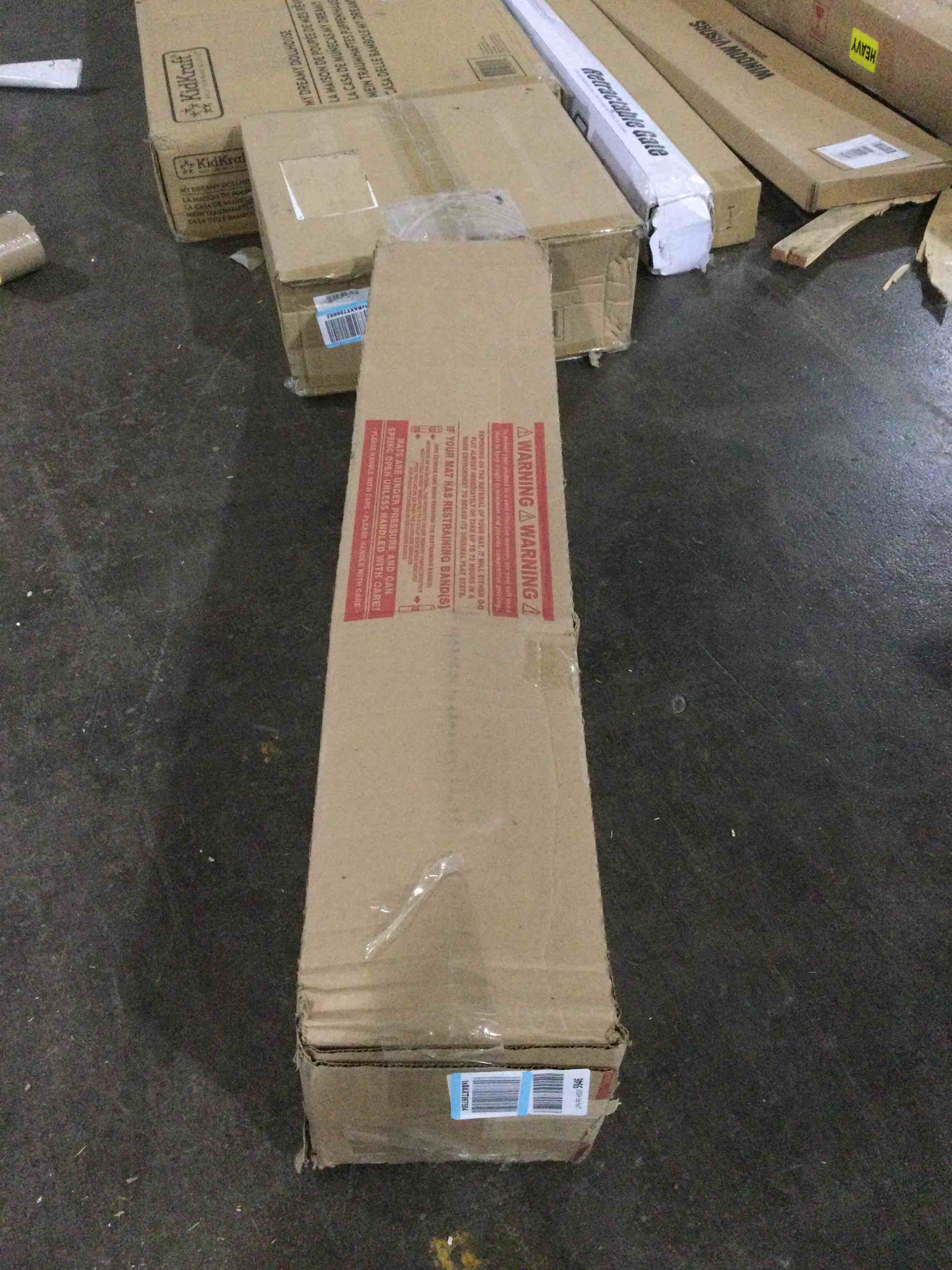 https://s3.amazonaws.com/lotting-images-prod/bidfta/RED5539398_1705689342442.jpeg