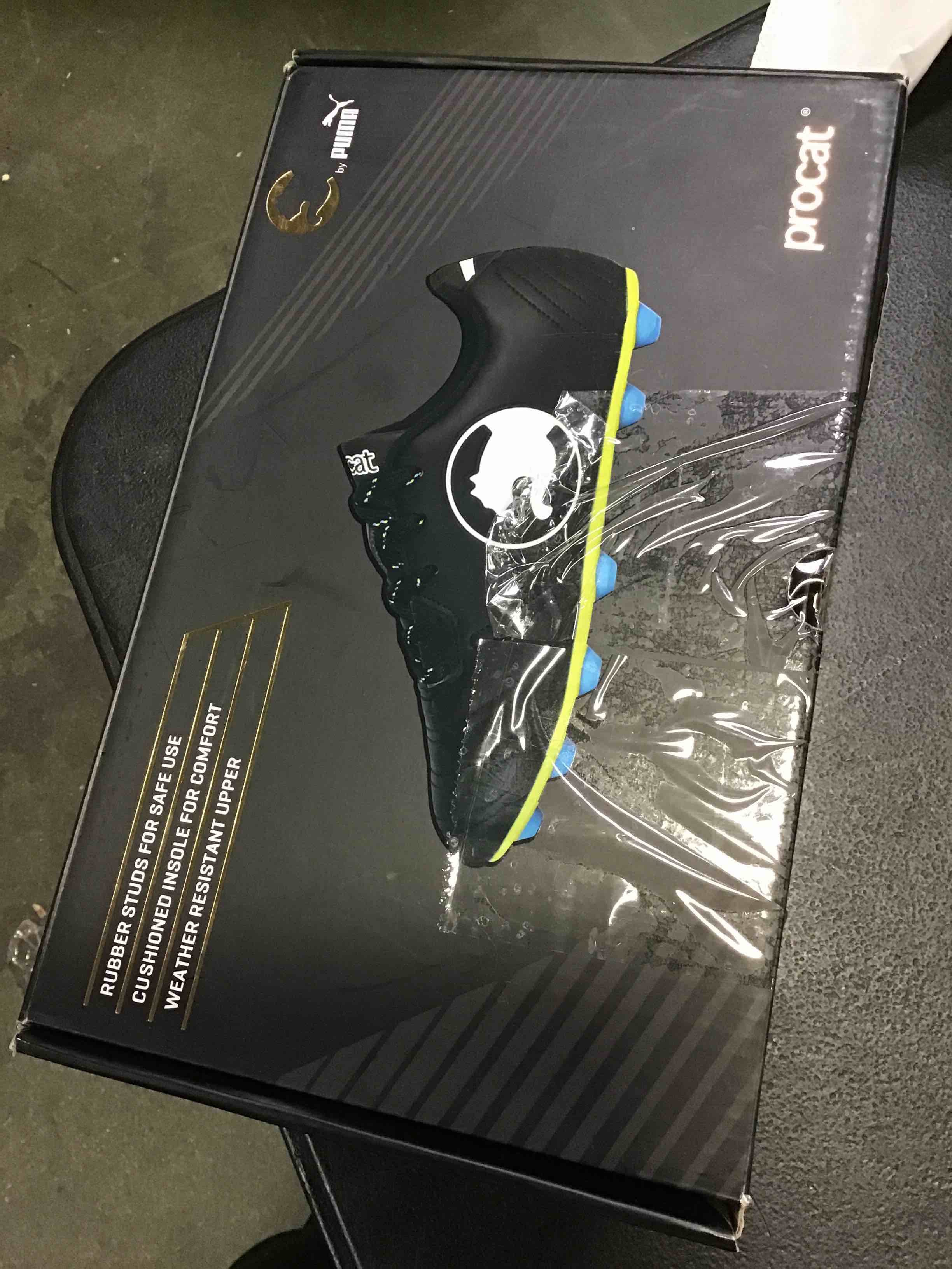 https://s3.amazonaws.com/lotting-images-prod/bidfta/RED5541861_1699284078156.jpeg