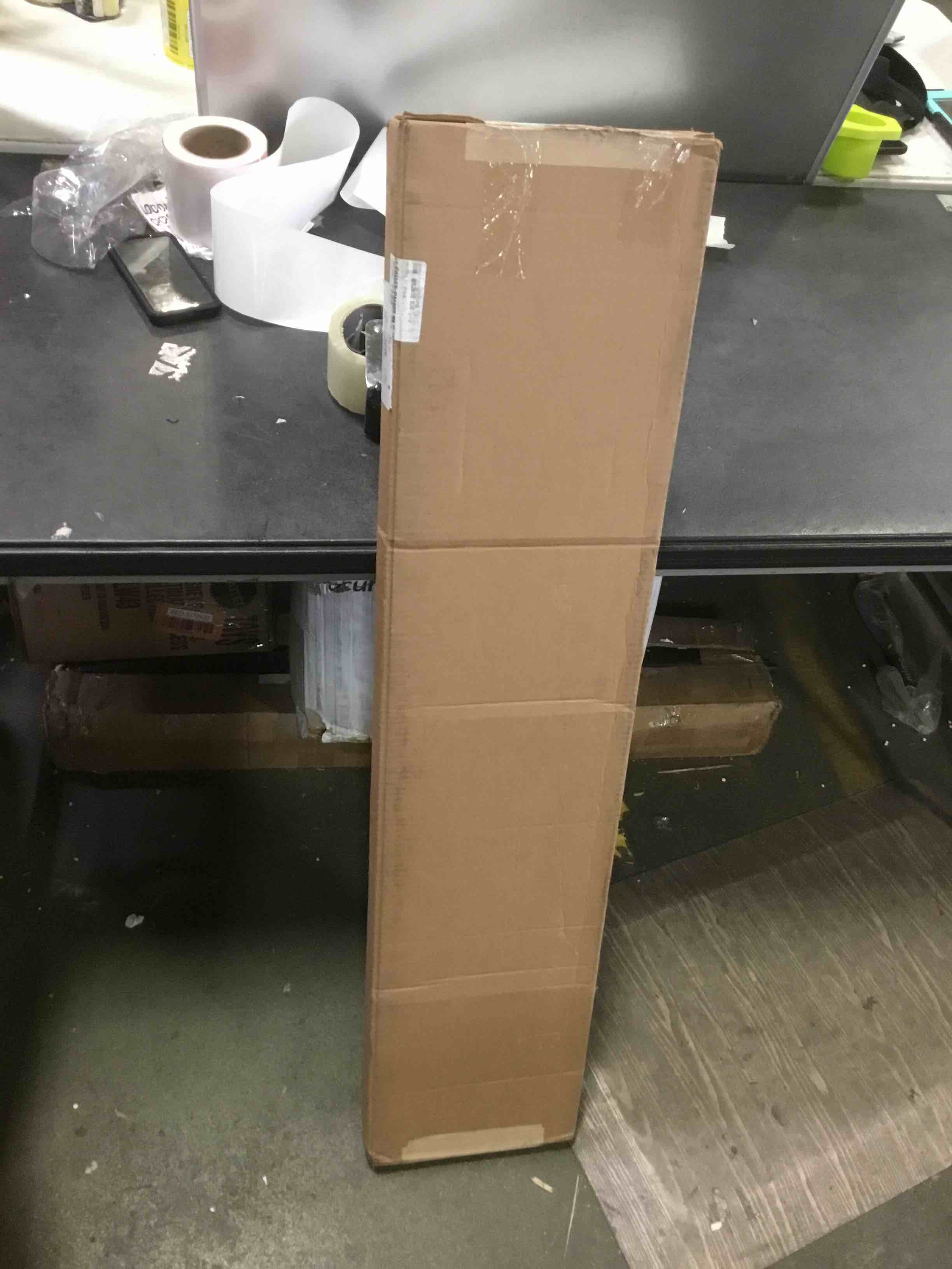 https://s3.amazonaws.com/lotting-images-prod/bidfta/RED5542203_1699384620287.jpeg