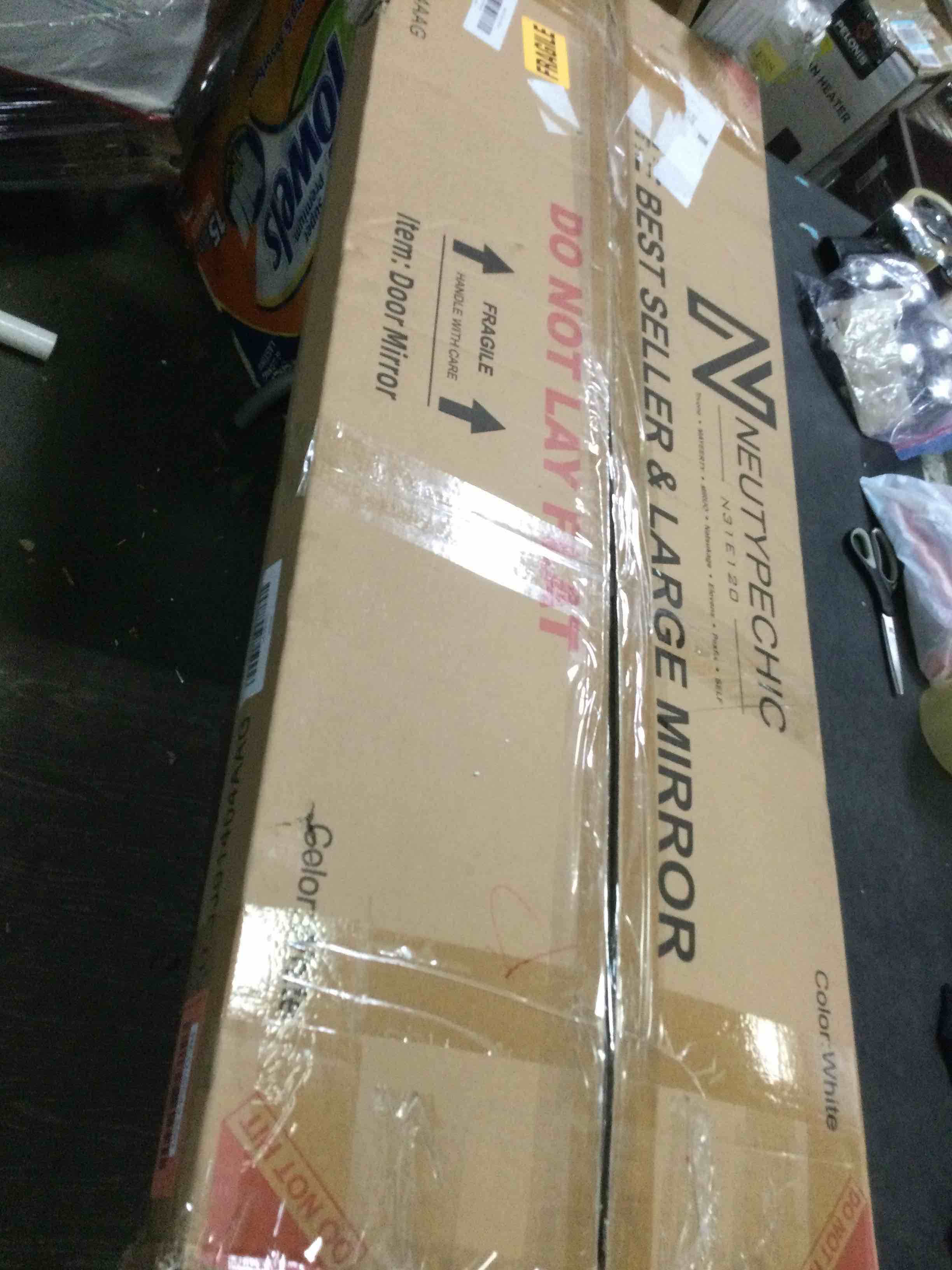 https://s3.amazonaws.com/lotting-images-prod/bidfta/RED5542350_1699464851827.jpeg