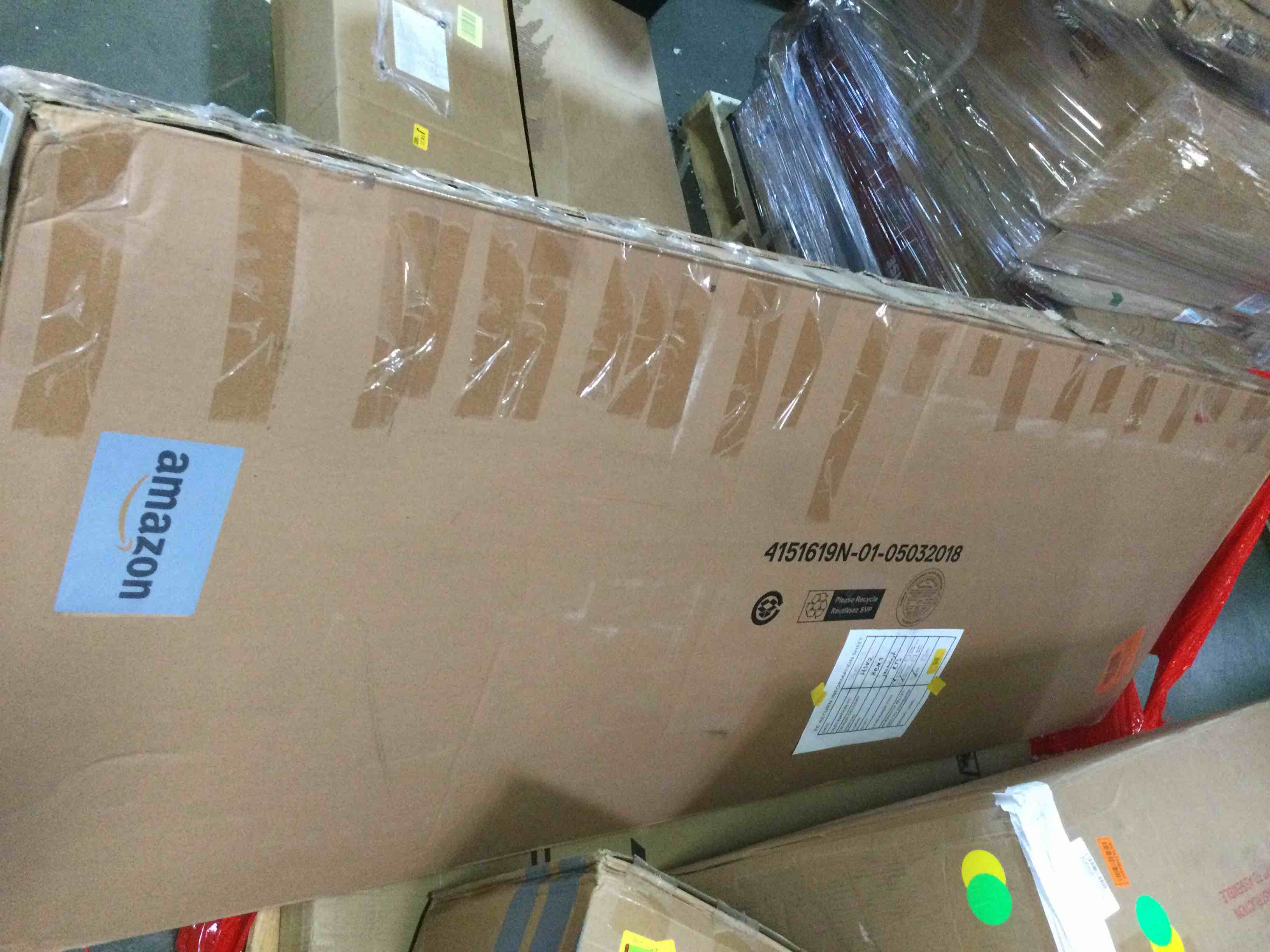 https://s3.amazonaws.com/lotting-images-prod/bidfta/RED5542389_1699471129325.jpeg