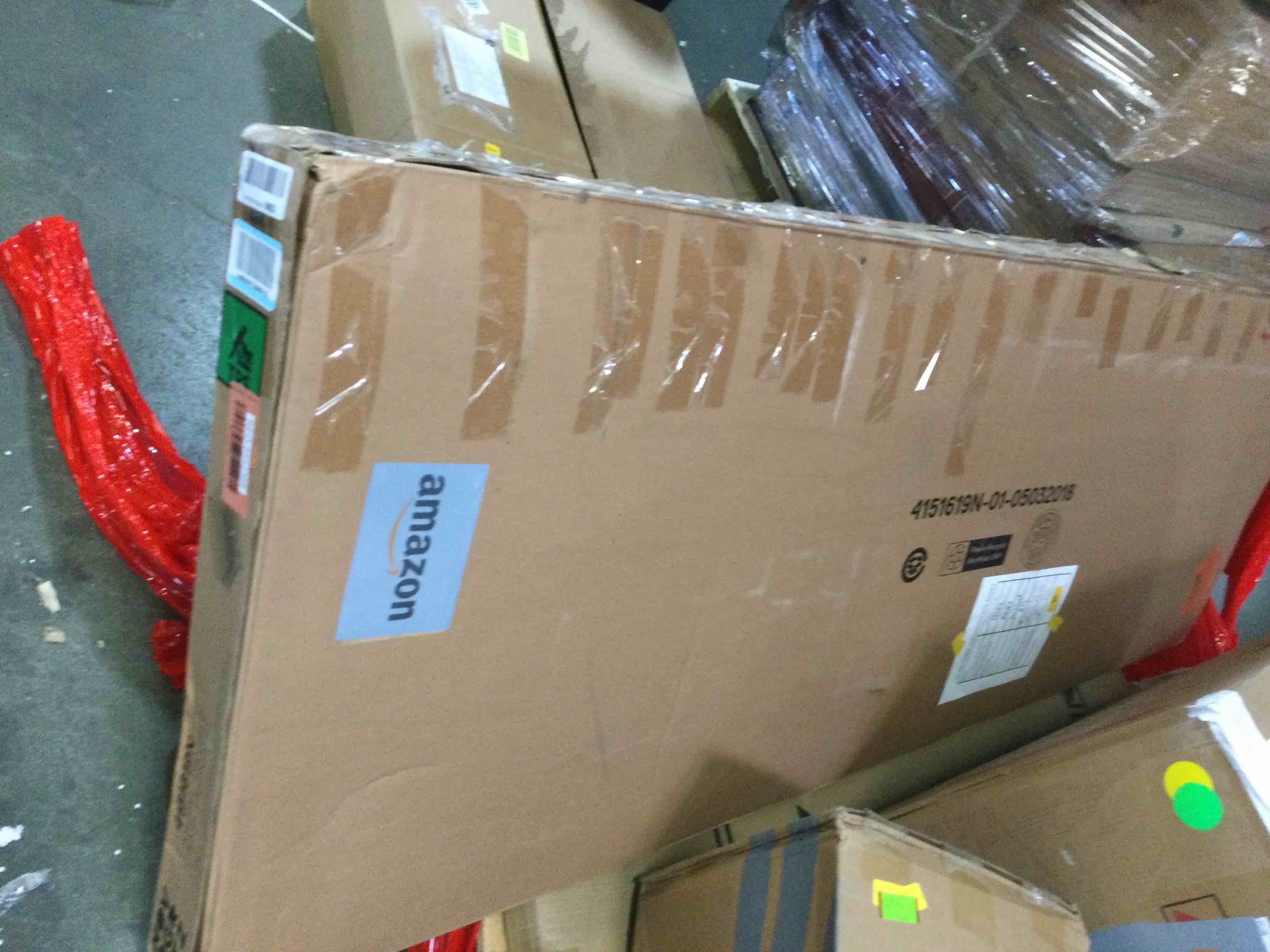 https://s3.amazonaws.com/lotting-images-prod/bidfta/RED5542389_1699471131341.jpeg