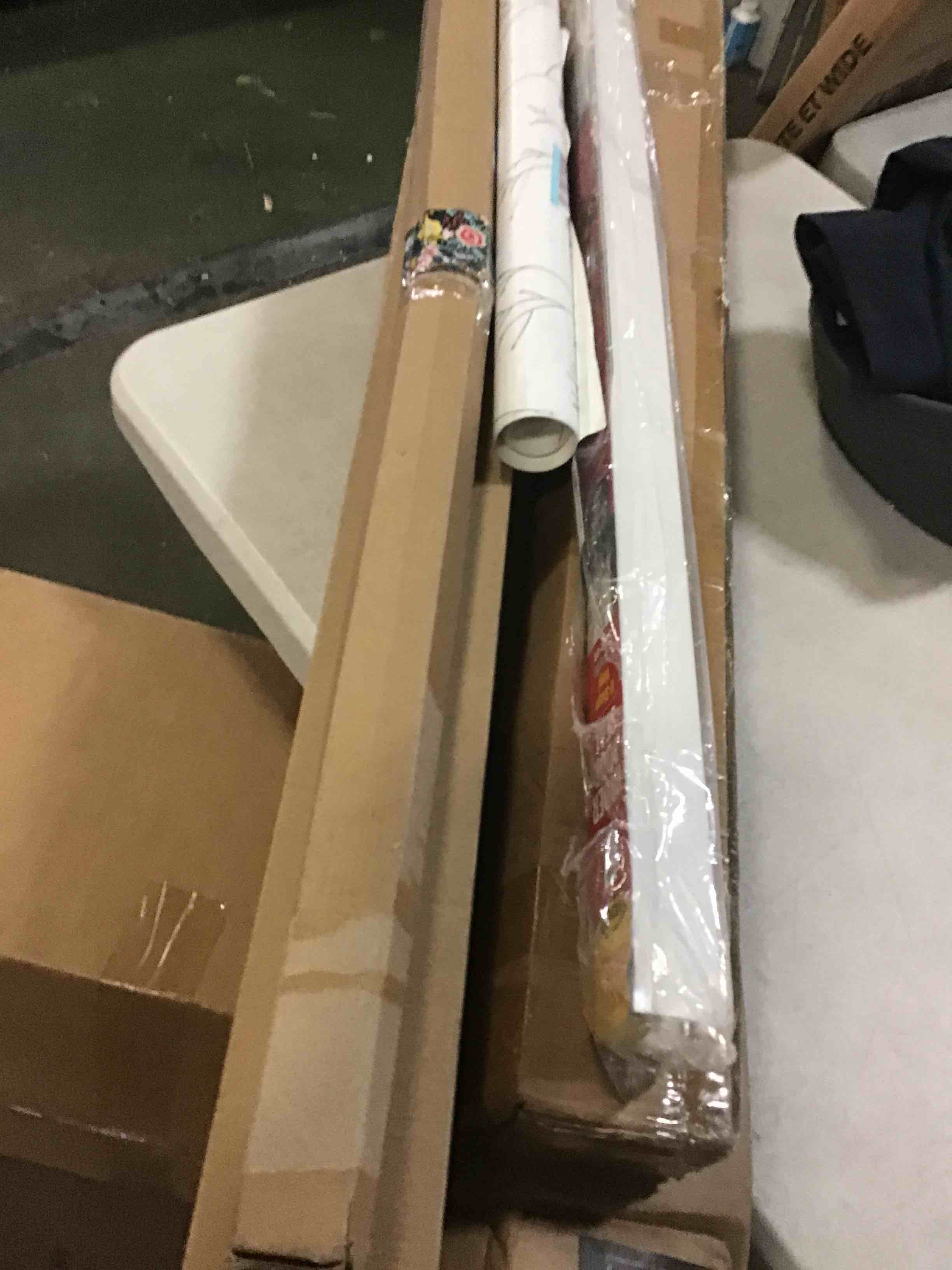 https://s3.amazonaws.com/lotting-images-prod/bidfta/RED5542486_1699545249545.jpeg