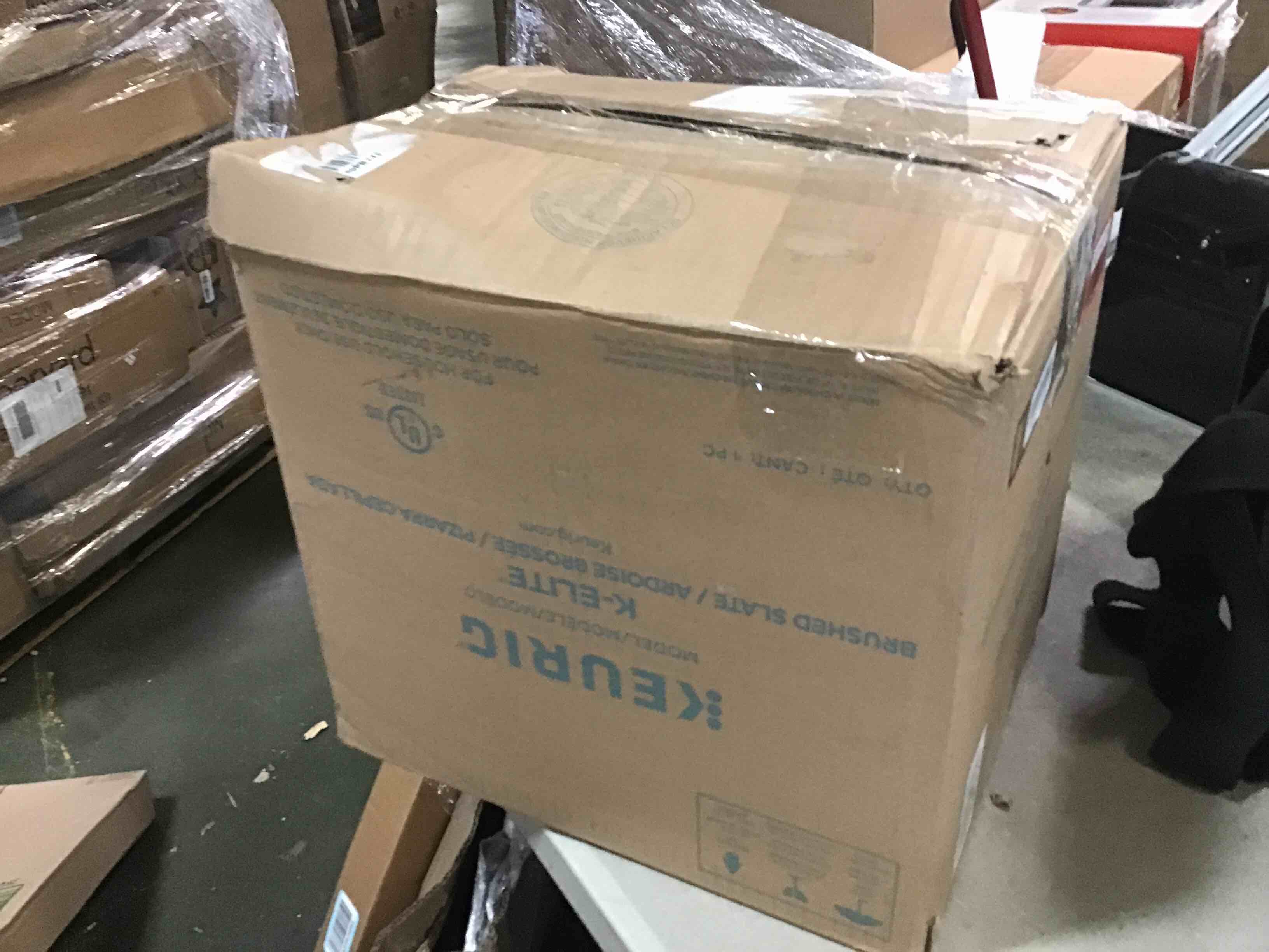 https://s3.amazonaws.com/lotting-images-prod/bidfta/RED5542728_1699640706246.jpeg