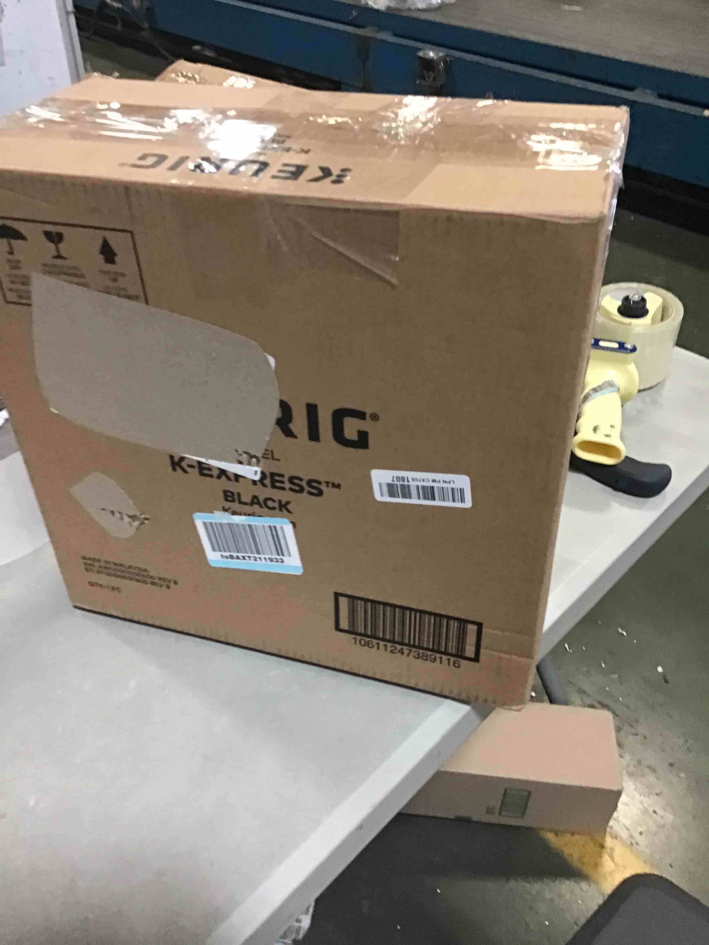 https://s3.amazonaws.com/lotting-images-prod/bidfta/RED5542784_1699647966317.jpeg