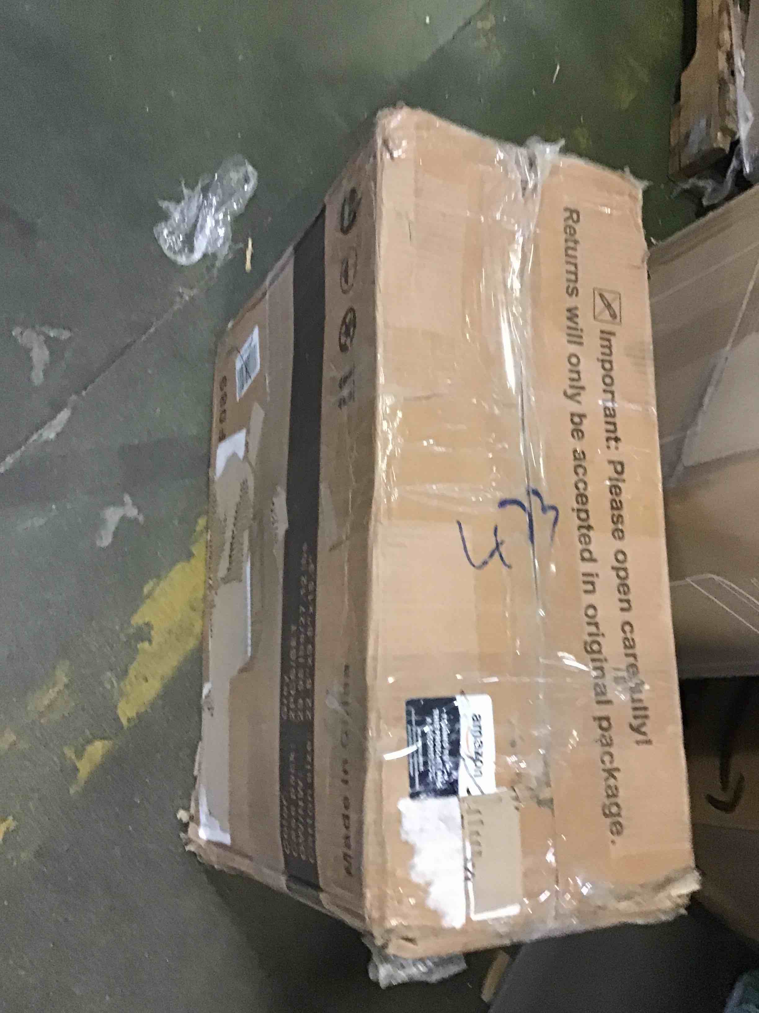 https://s3.amazonaws.com/lotting-images-prod/bidfta/RED5543954_1699641431856.jpeg