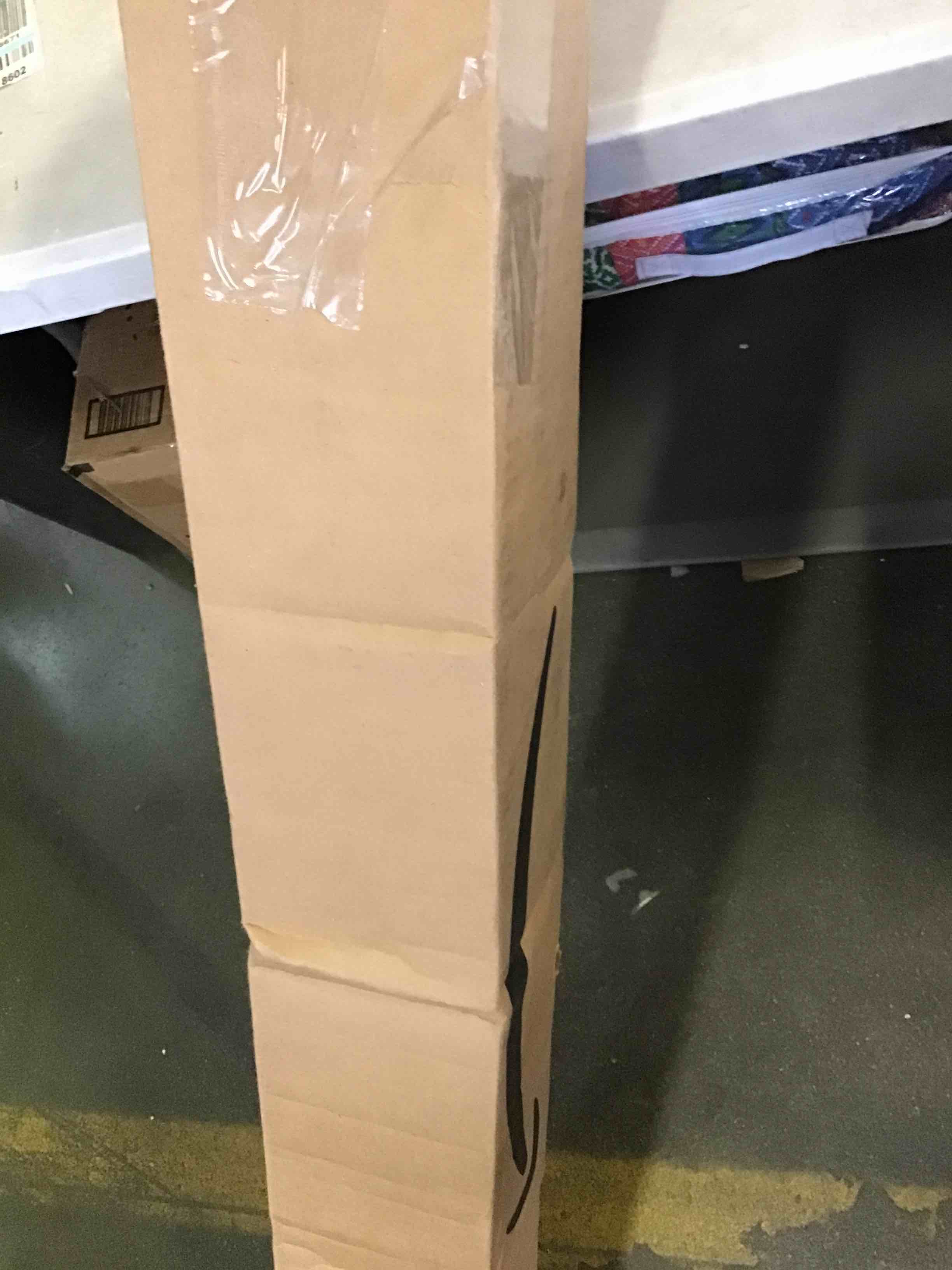 https://s3.amazonaws.com/lotting-images-prod/bidfta/RED5543961_1699641982883.jpeg