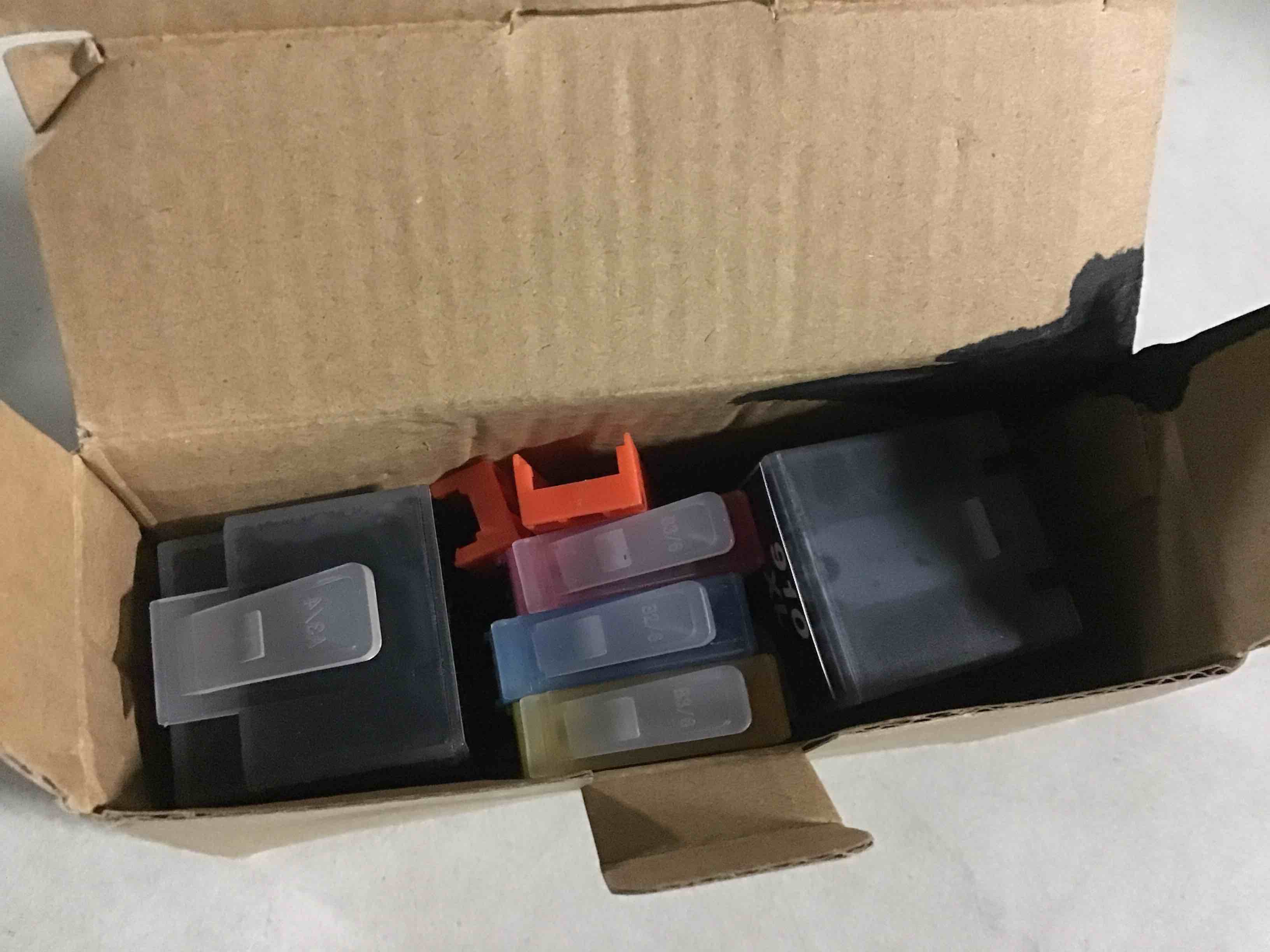 https://s3.amazonaws.com/lotting-images-prod/bidfta/RED5546341_1698753066565.jpeg
