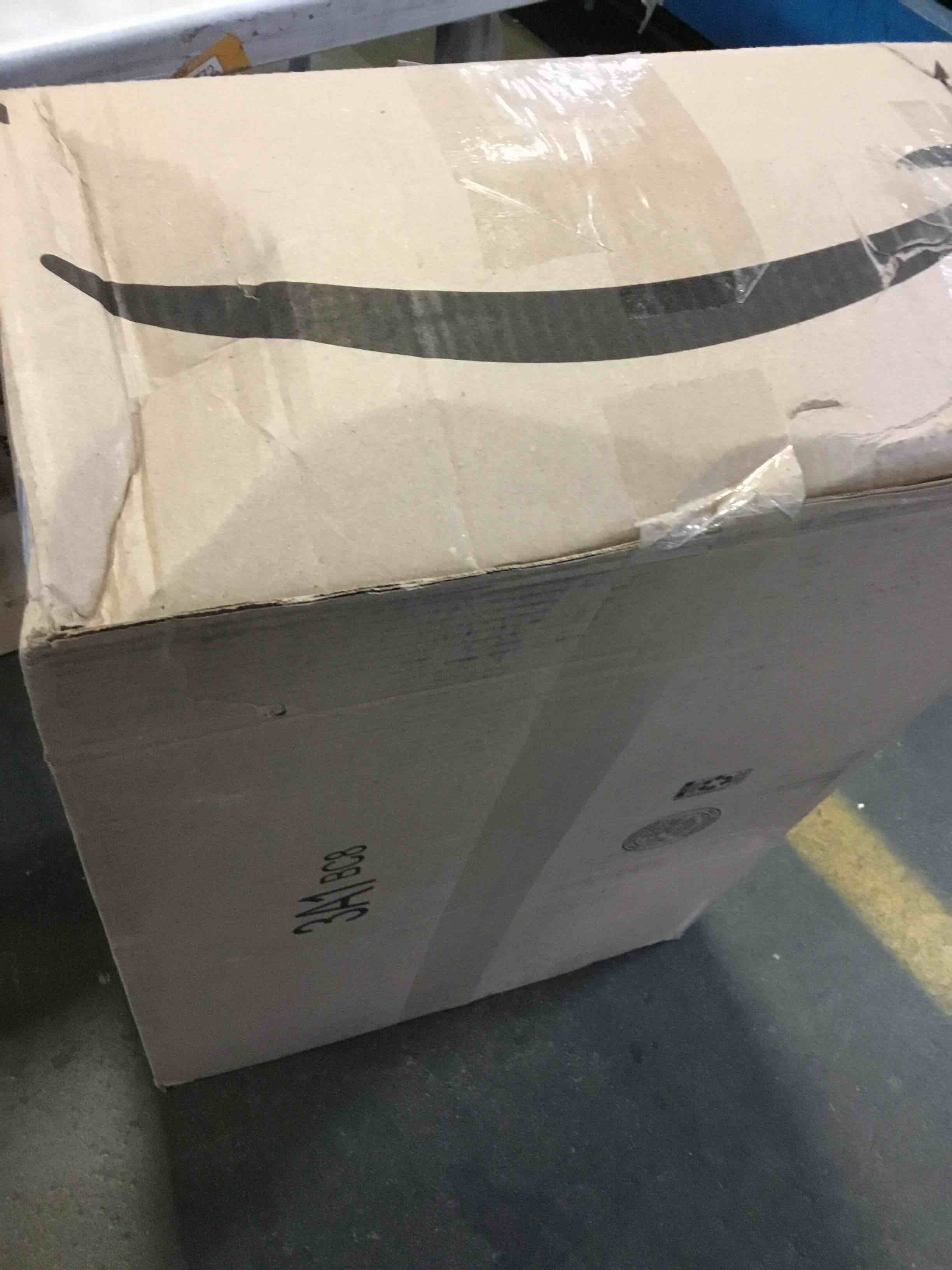 https://s3.amazonaws.com/lotting-images-prod/bidfta/RED5549708_1699299509594.jpeg