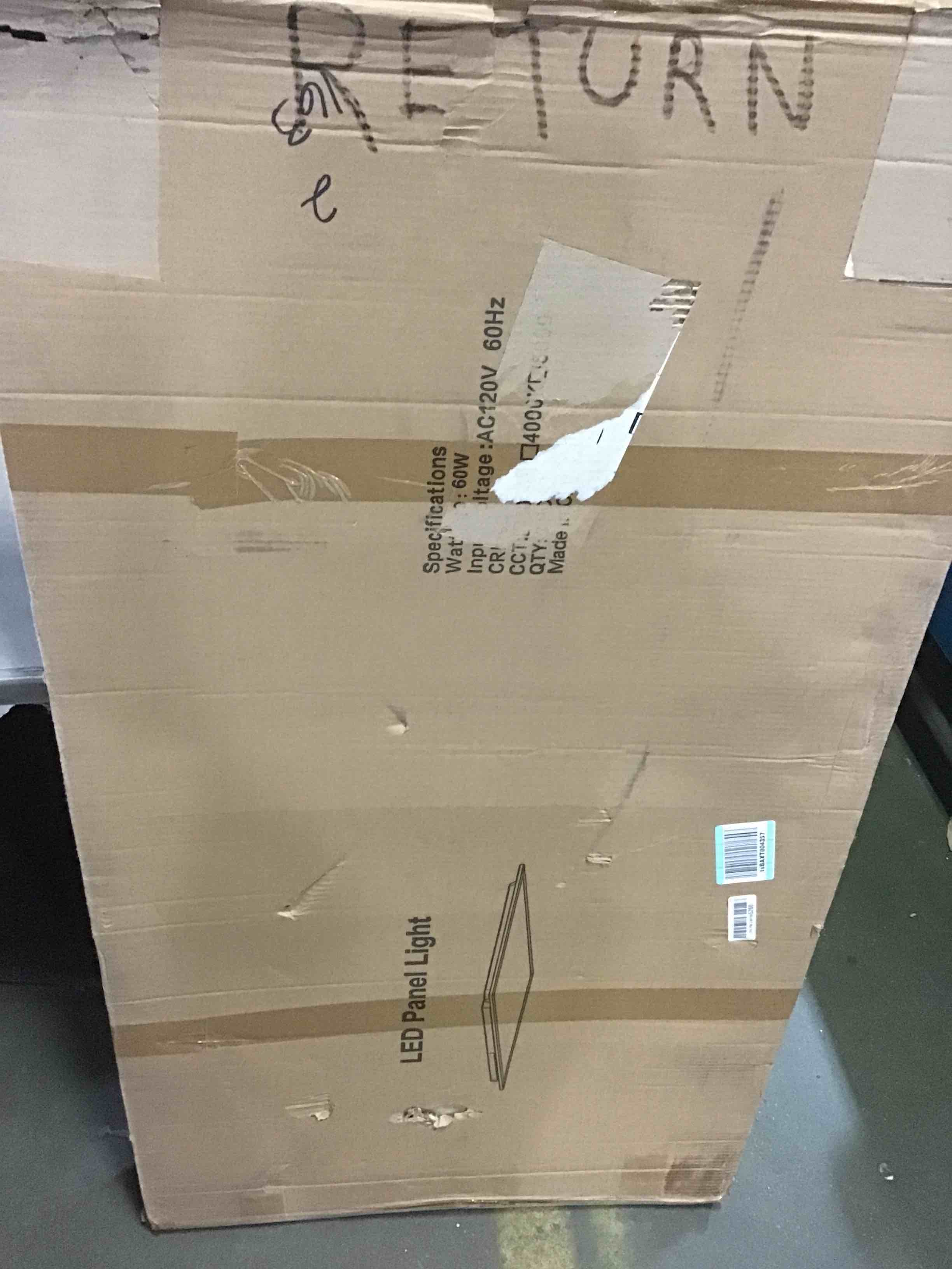 https://s3.amazonaws.com/lotting-images-prod/bidfta/RED5550194_1699903474145.jpeg