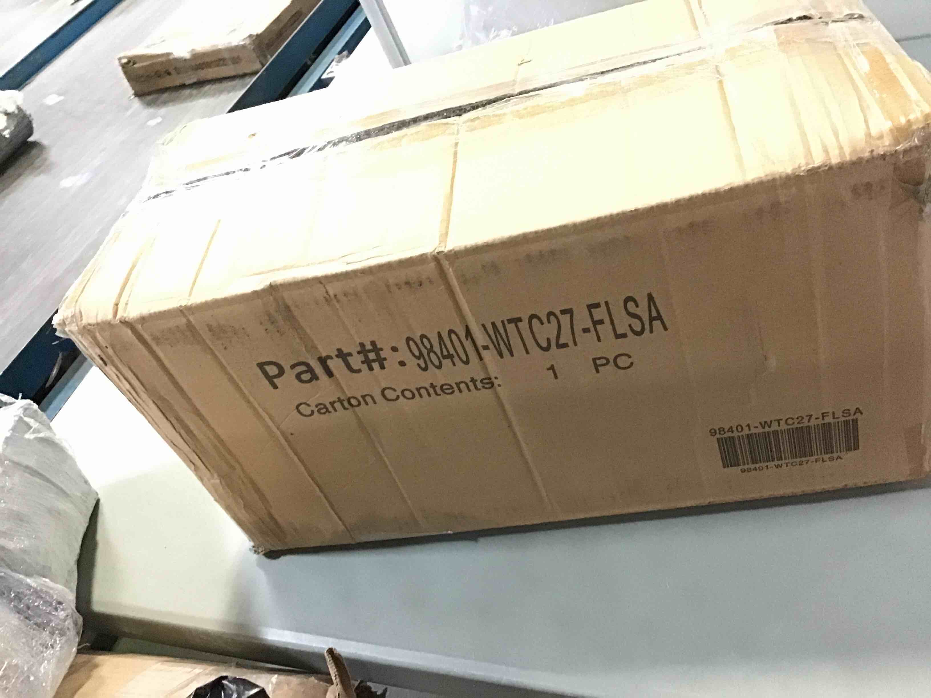 https://s3.amazonaws.com/lotting-images-prod/bidfta/RED5550357_1699987489639.jpeg