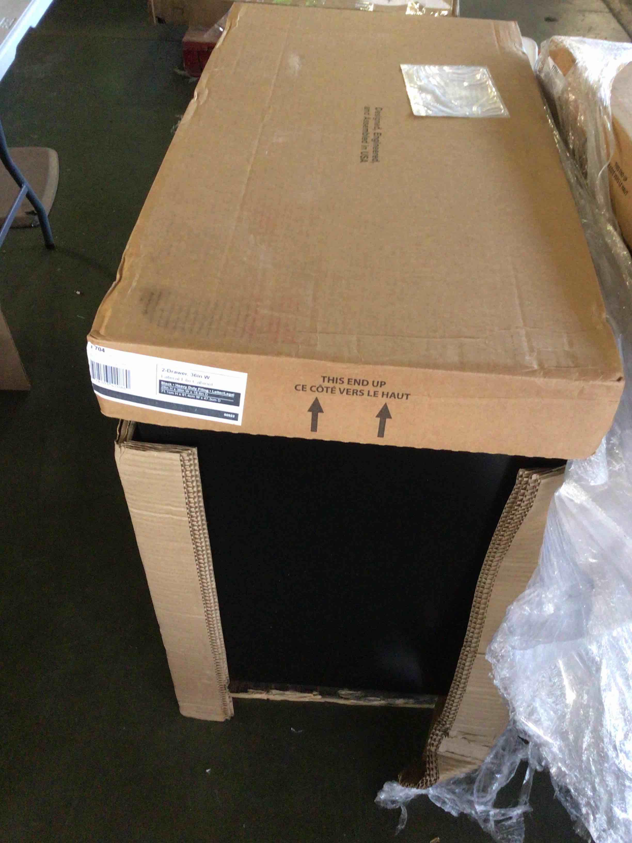 https://s3.amazonaws.com/lotting-images-prod/bidfta/RED5550811_1699018003444.jpeg