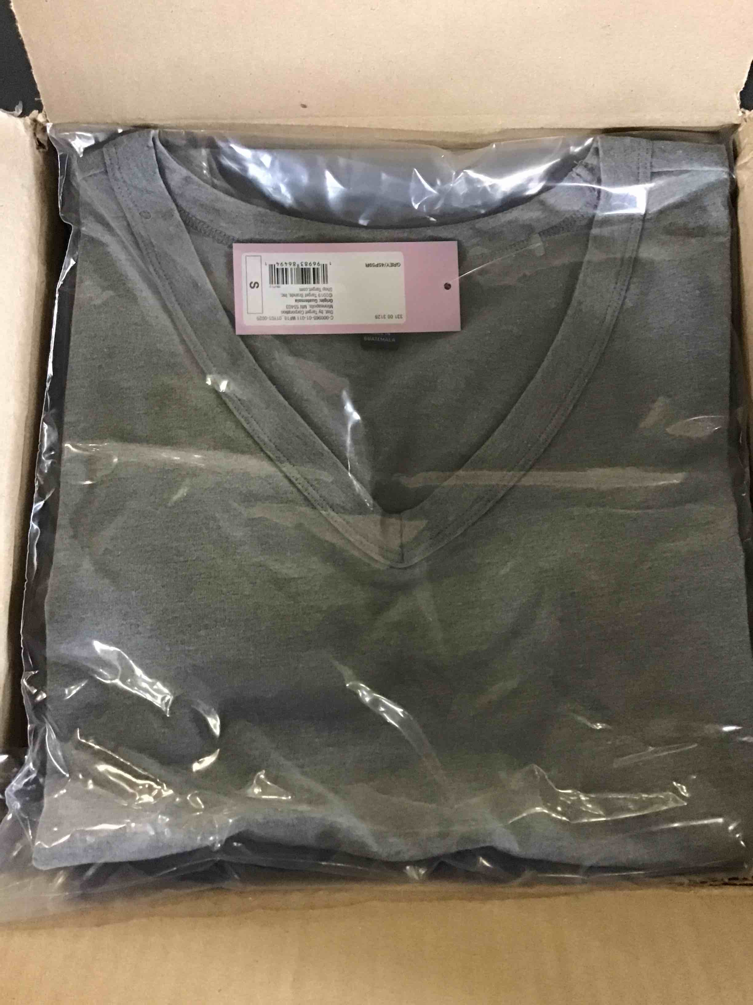 https://s3.amazonaws.com/lotting-images-prod/bidfta/RED5551181_1699454182516.jpeg