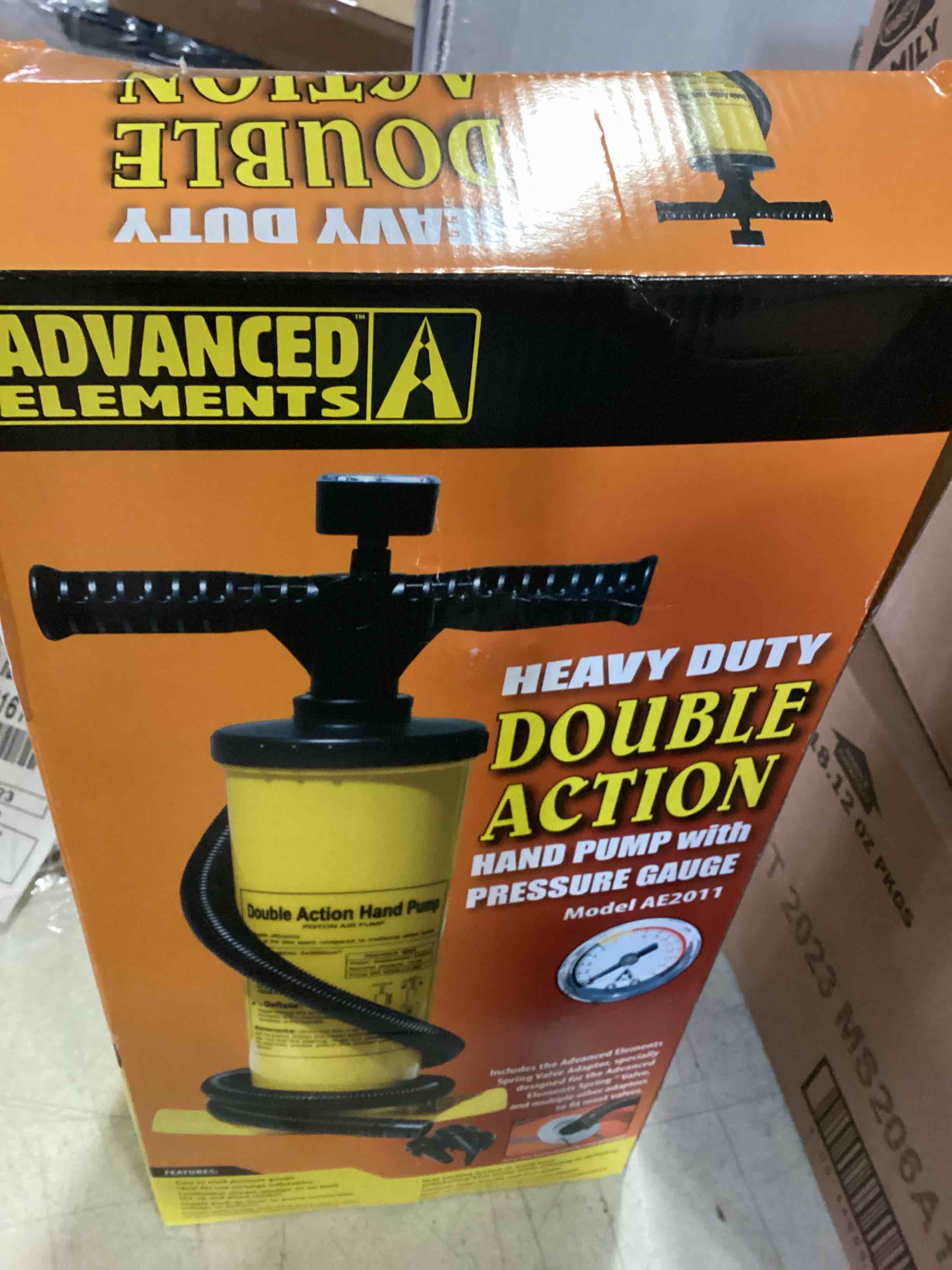 https://s3.amazonaws.com/lotting-images-prod/bidfta/RED5553094_1701112809330.jpeg